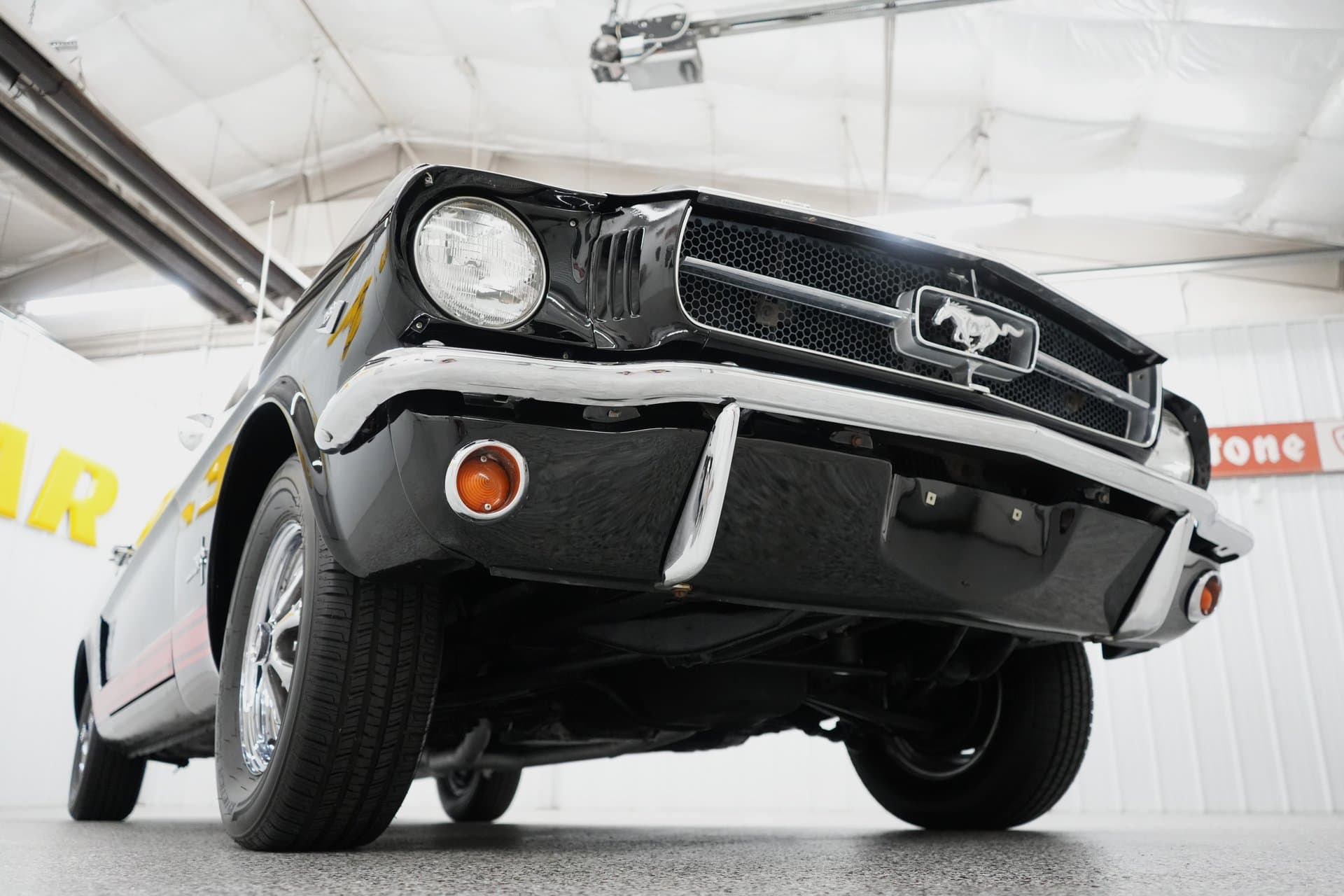 1965 Ford Mustang thumbnail 26