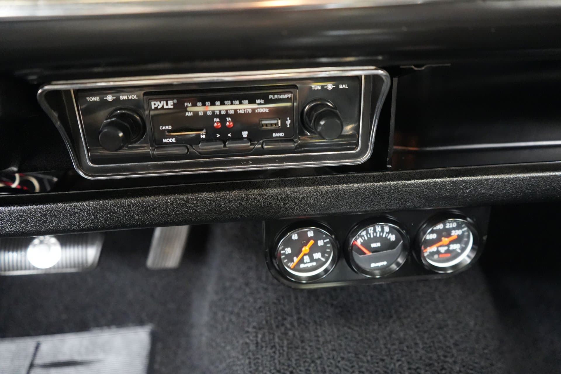 1972 Ford Maverick Grabber thumbnail 15