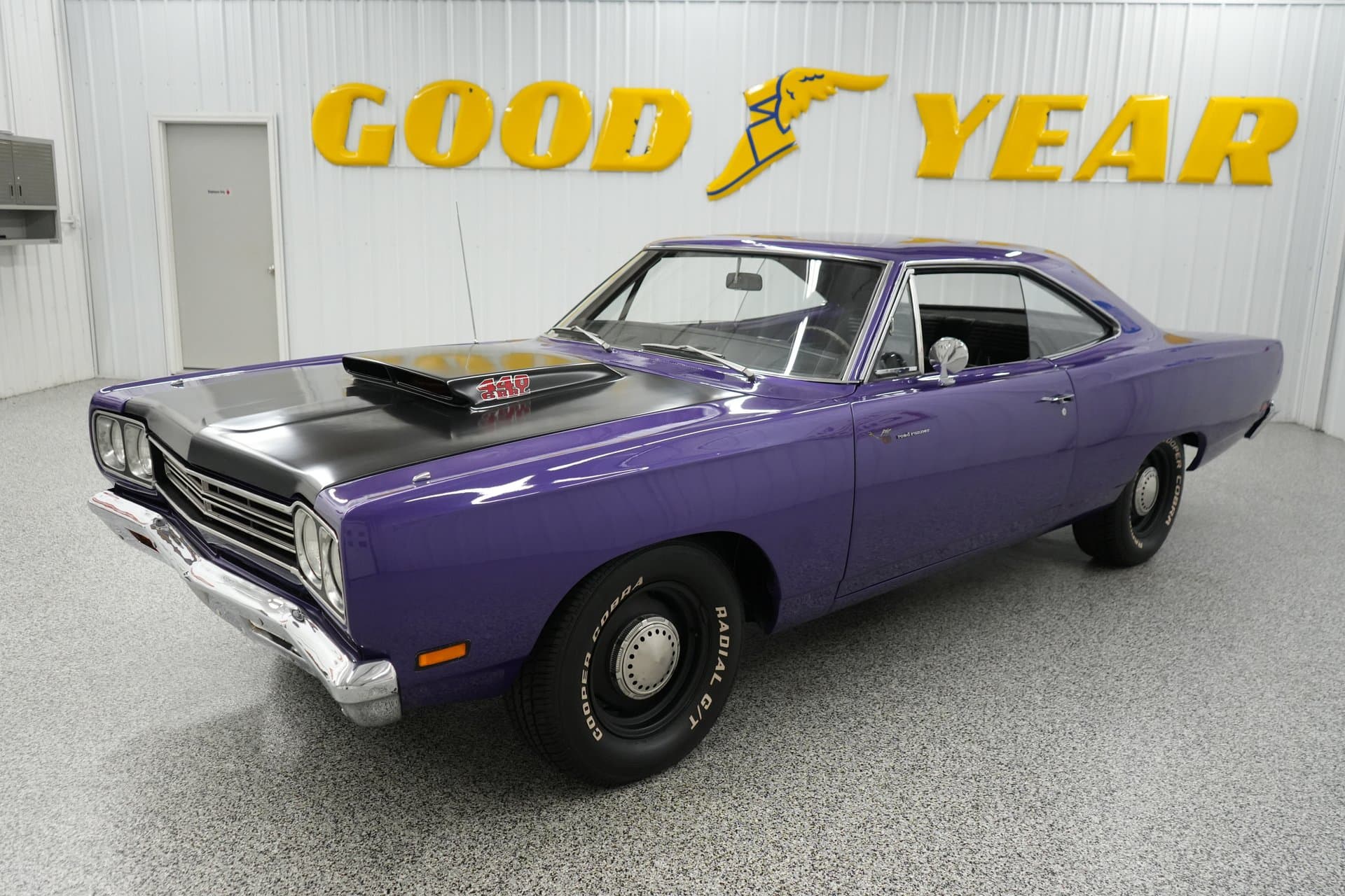 1969 Plymouth Road Runner — photo 2
