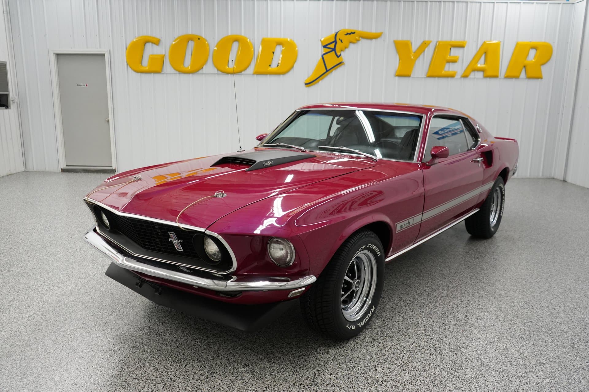 1969 Ford Mustang Mach 1 thumbnail 24