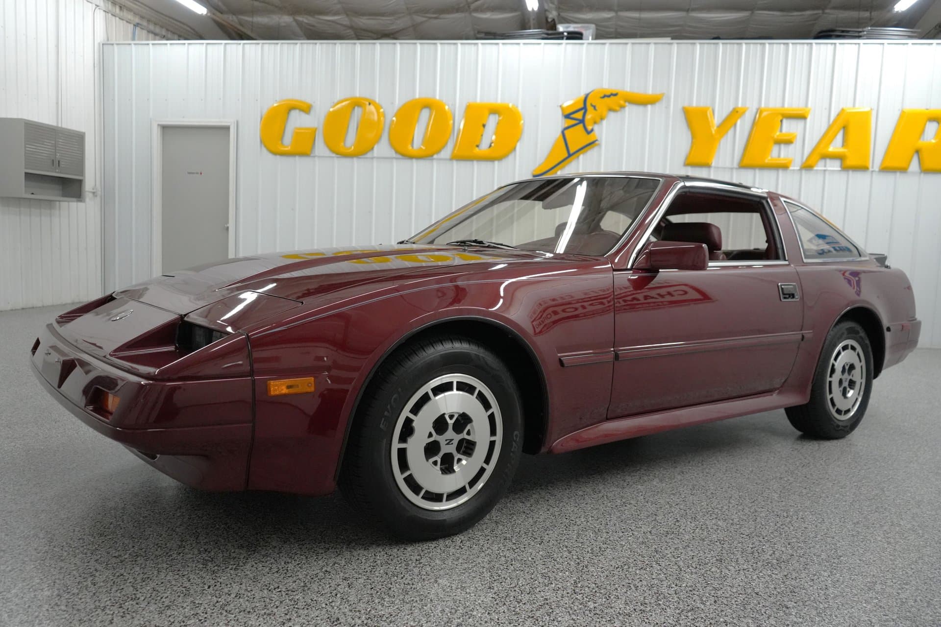1986 Nissan 300ZX 2+2 — photo 2