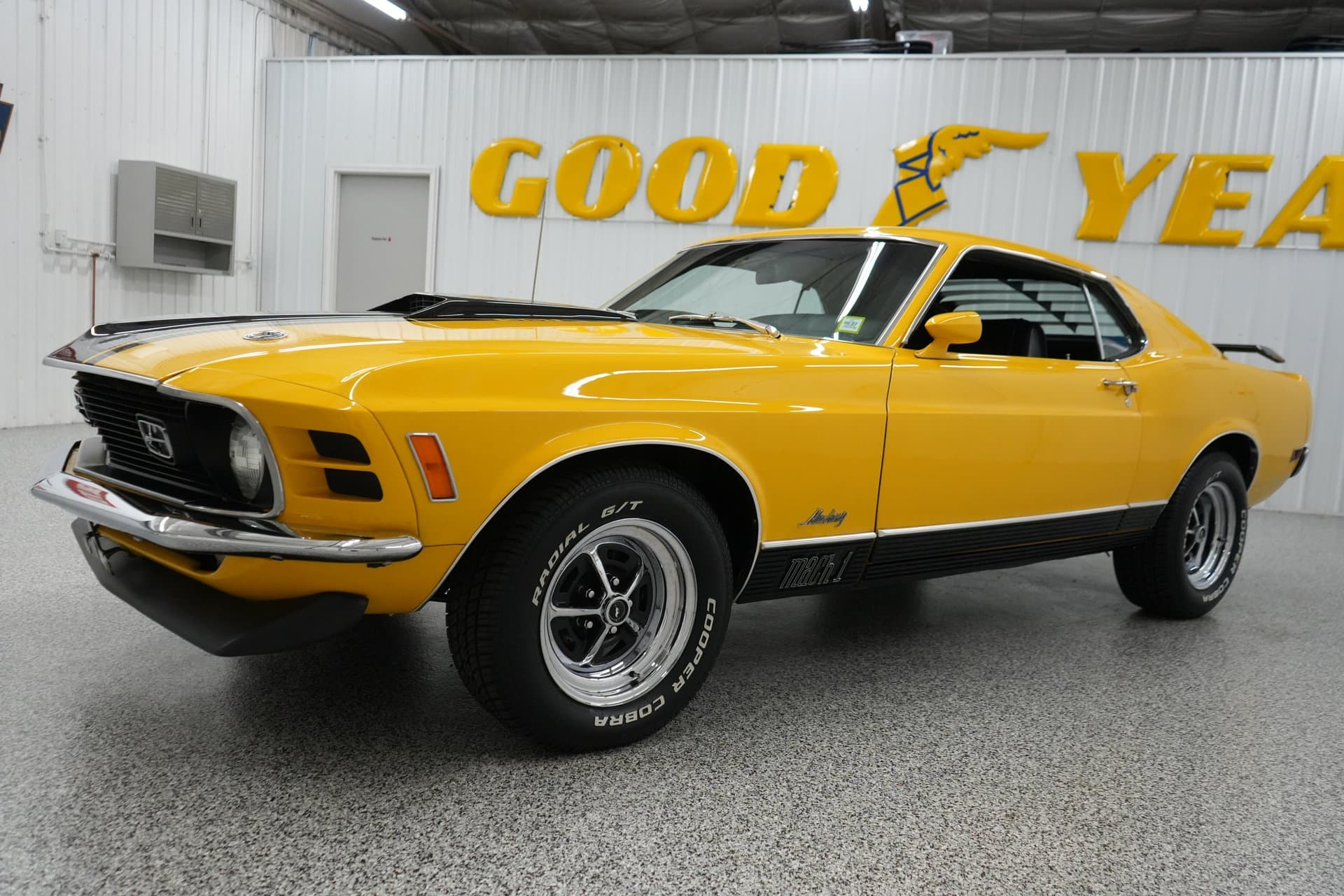 1970 Ford Mustang Mach 1 — photo 2