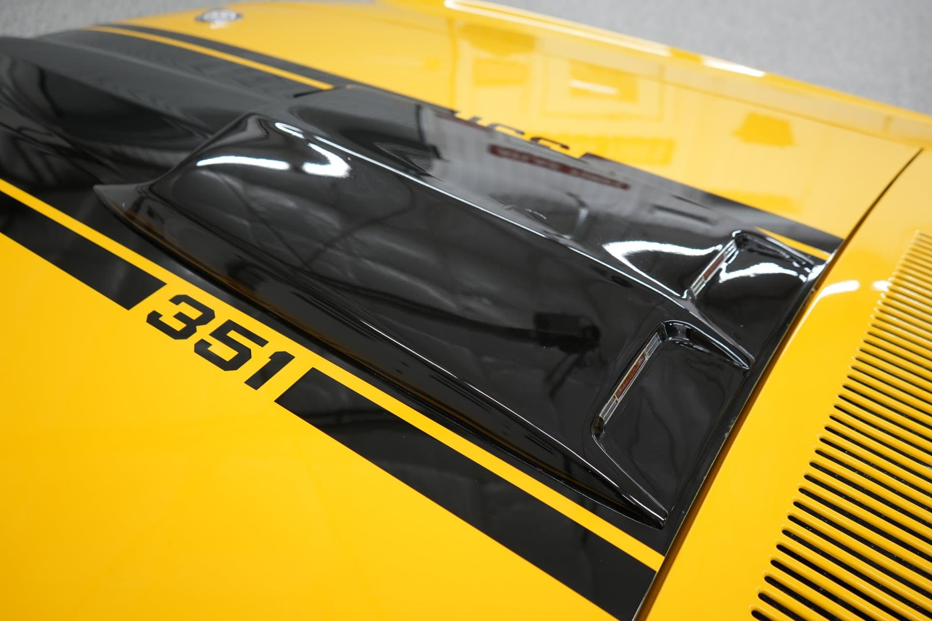 1970 Ford Mustang Mach 1 thumbnail 11