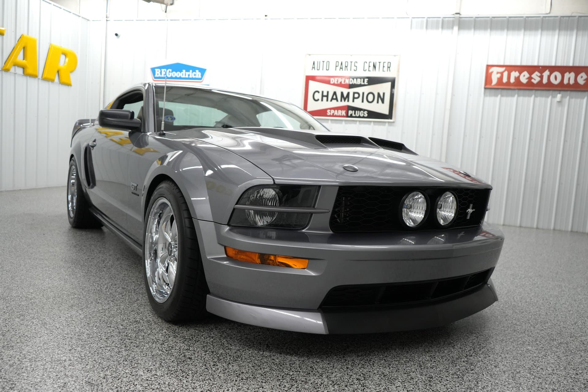 2006 Ford Mustang GT thumbnail 8