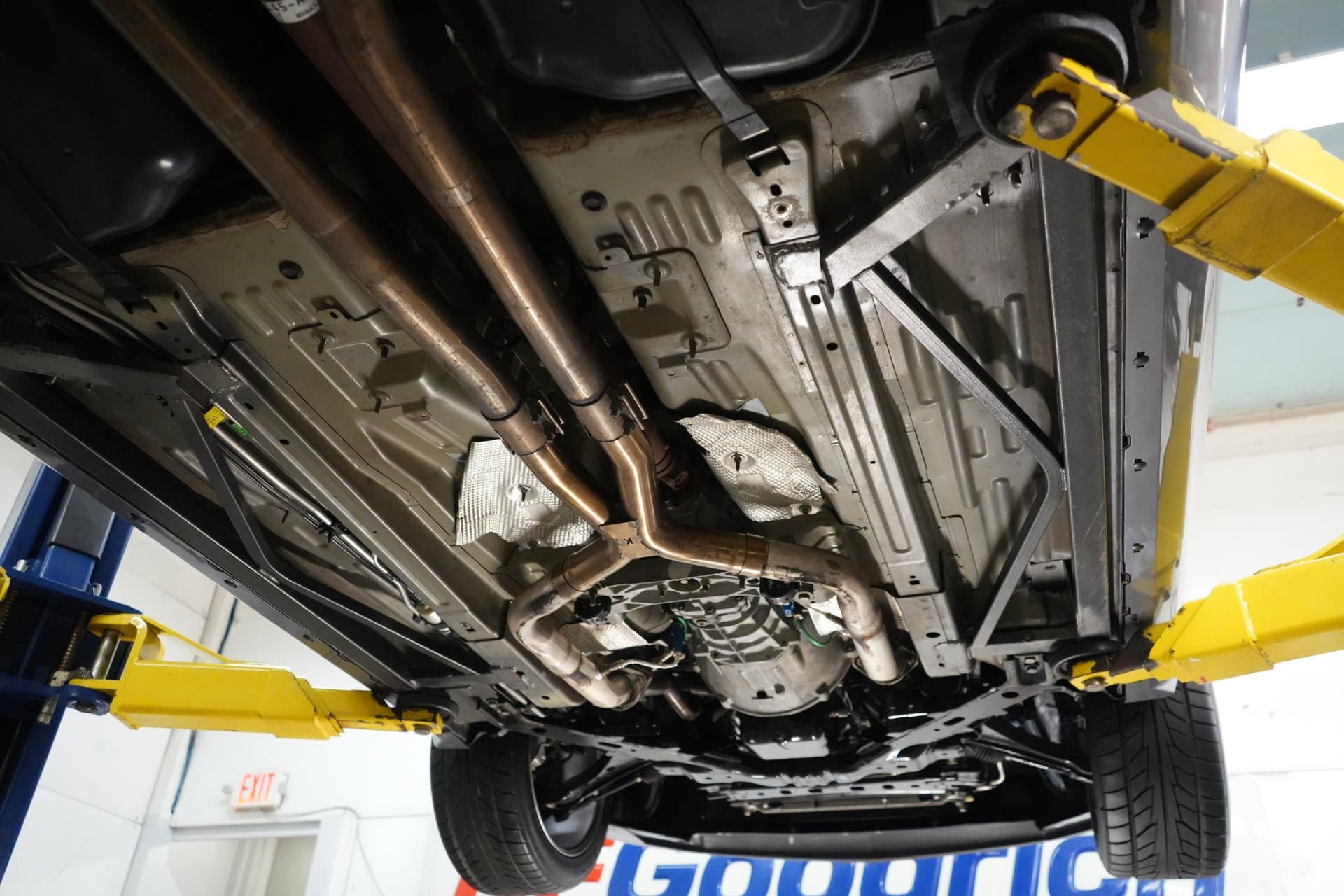 2006 Ford Mustang GT — photo 30