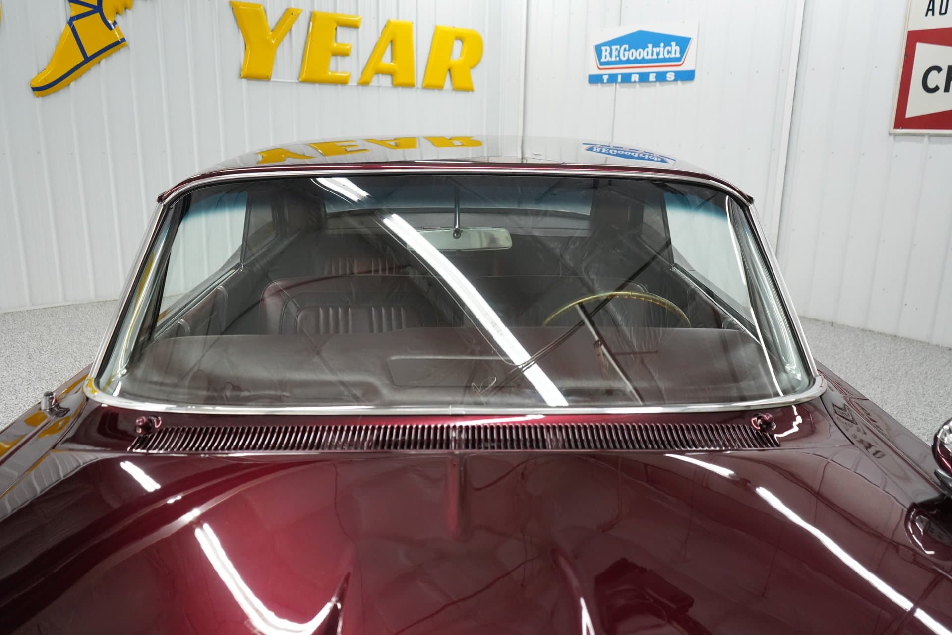 1963 Pontiac Bonneville thumbnail 9