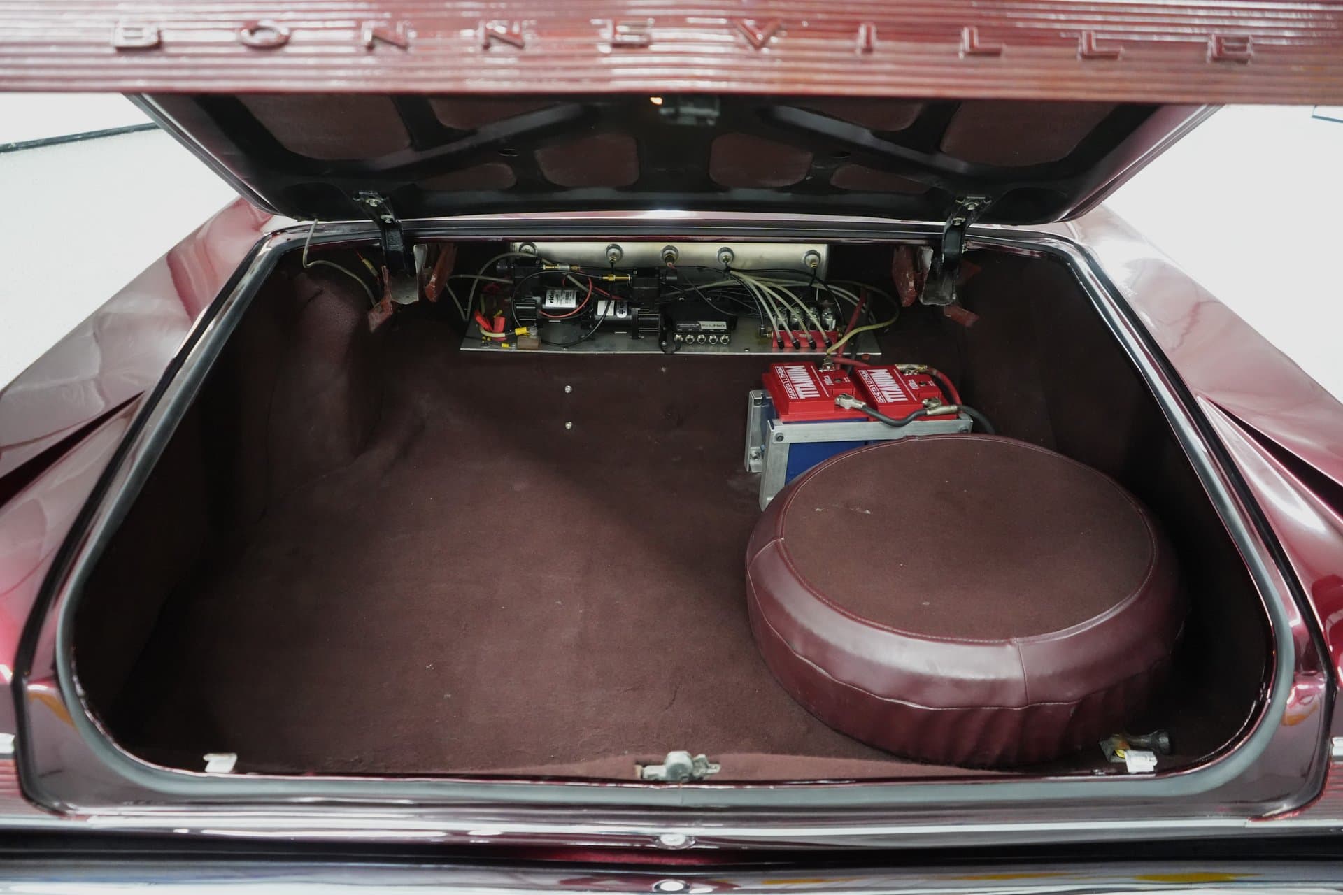 1963 Pontiac Bonneville thumbnail 20