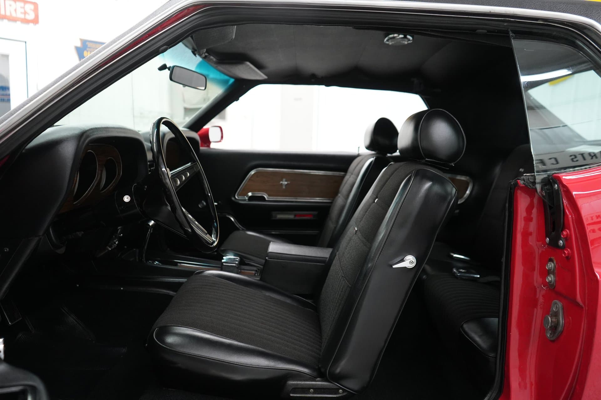 1969 Ford Mustang Grande thumbnail 14