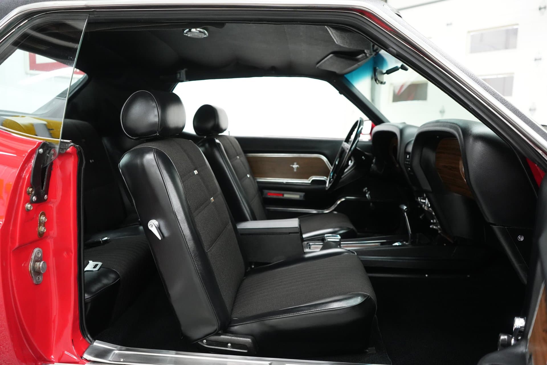 1969 Ford Mustang Grande thumbnail 18