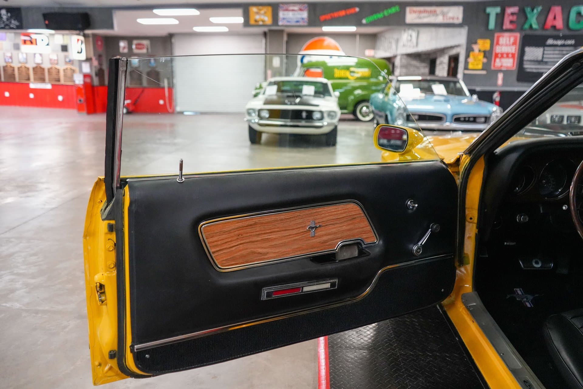 1970 Ford Mustang Mach 1 Fastback thumbnail 20