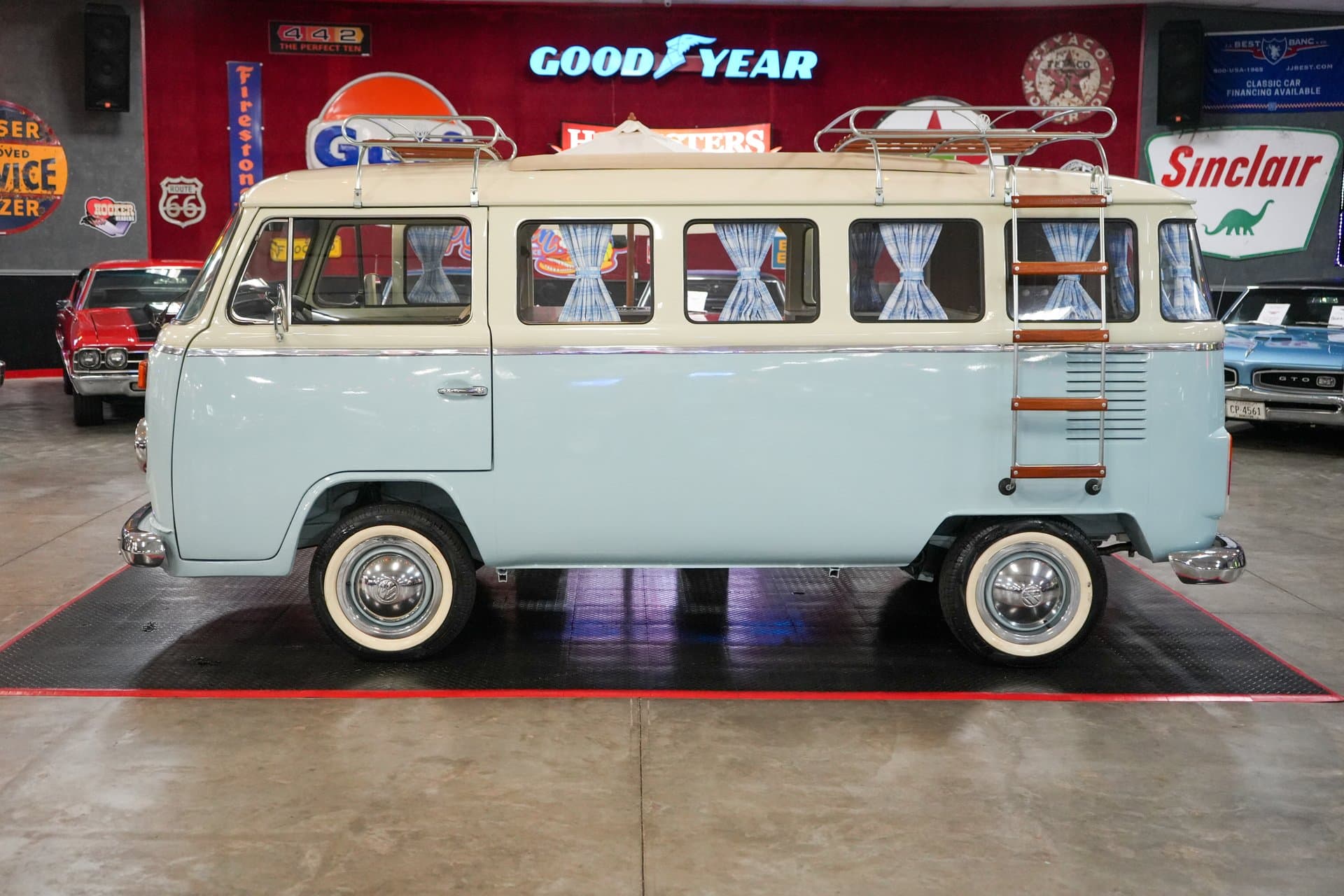 1976 Volkswagen Type 2 Westfalia Camper Bus thumbnail 18