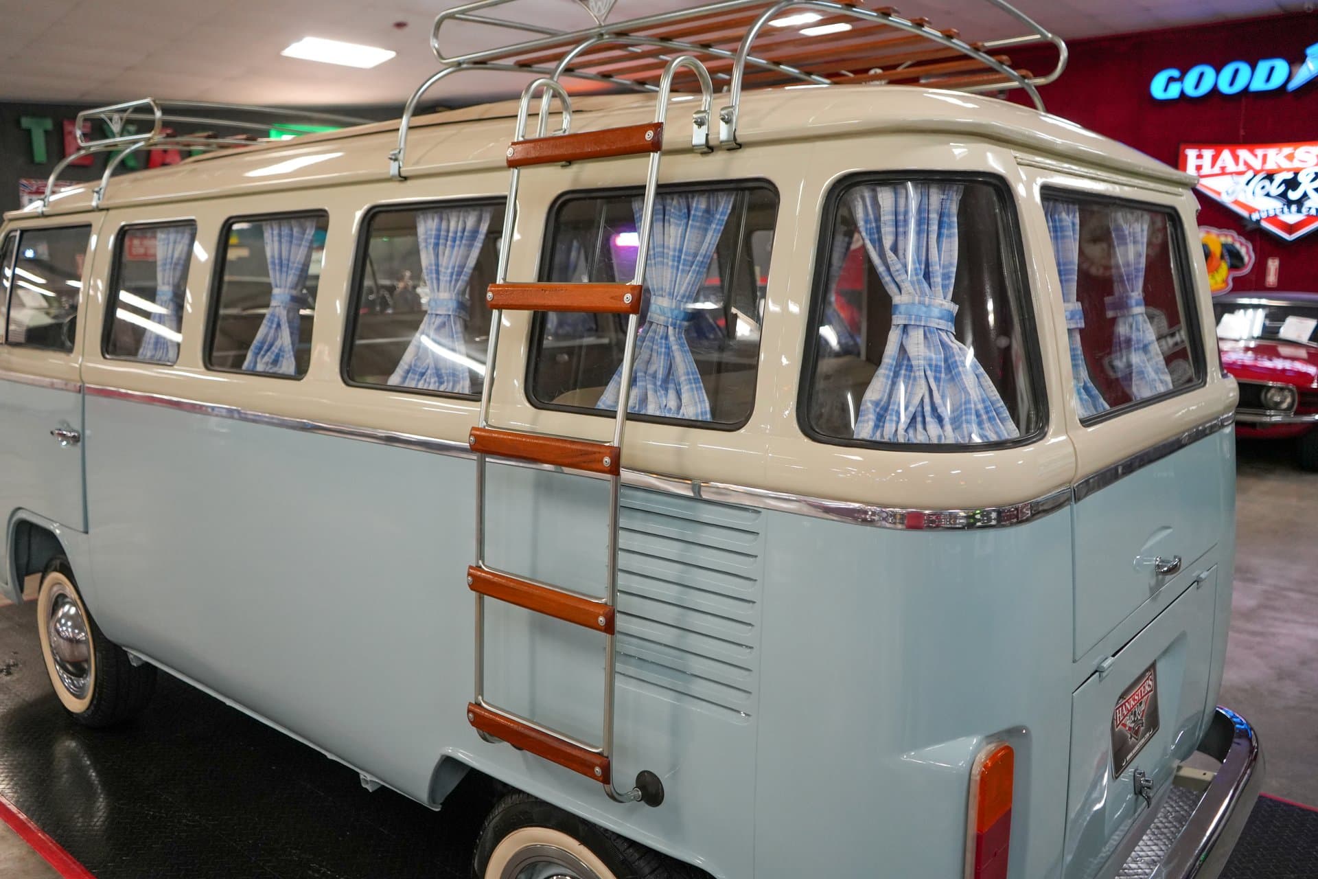 1976 Volkswagen Type 2 Westfalia Camper Bus thumbnail 27