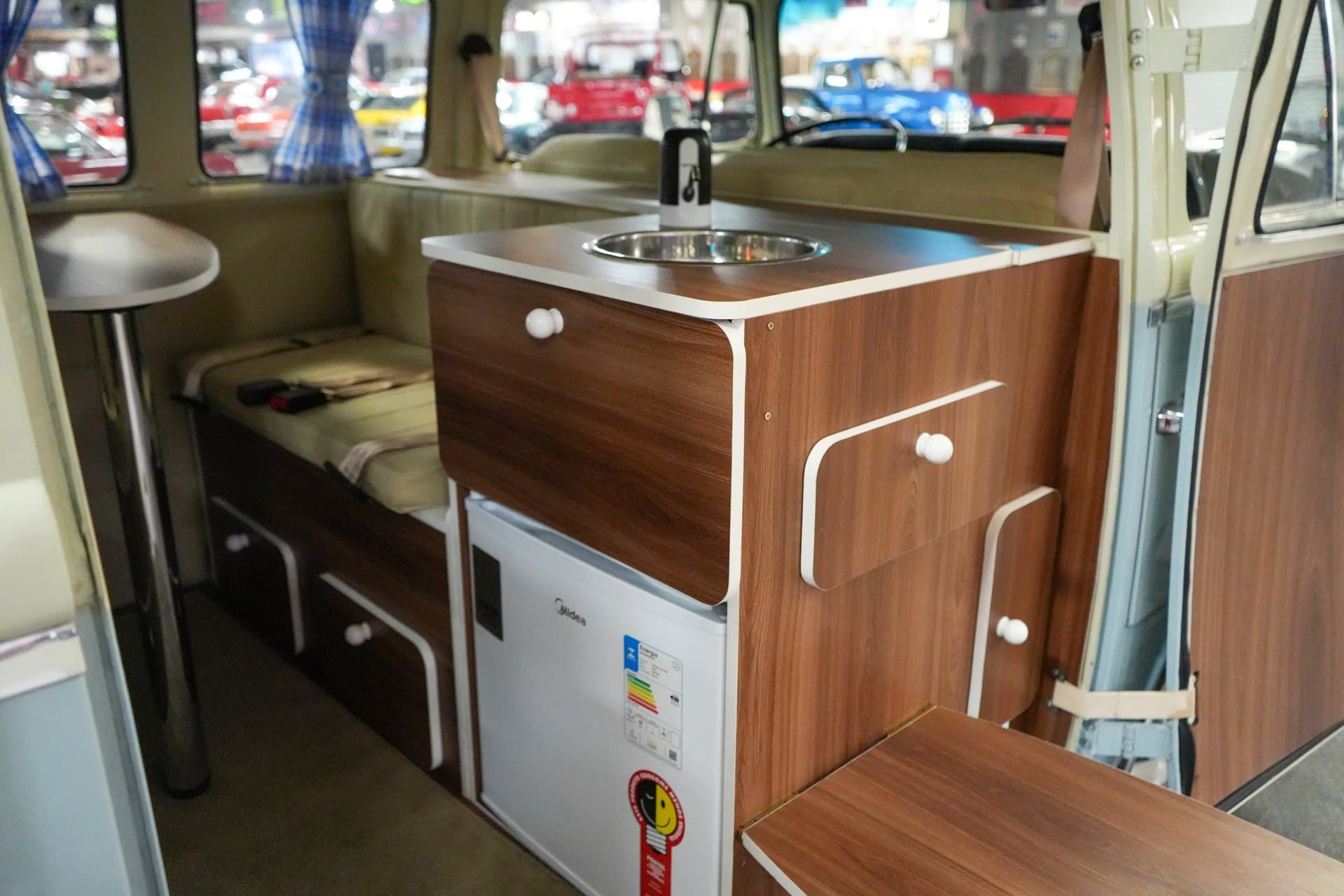 1976 Volkswagen Type 2 Westfalia Camper Bus thumbnail 9