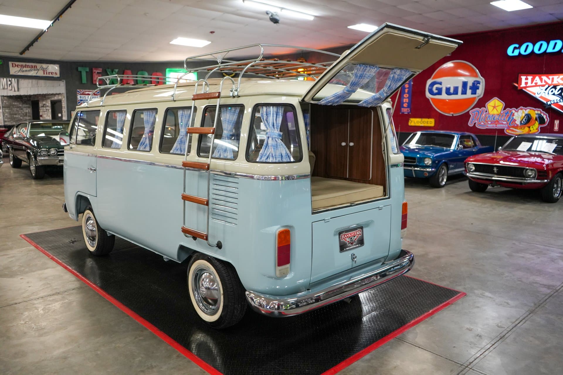 1976 Volkswagen Type 2 Westfalia Camper Bus thumbnail 29