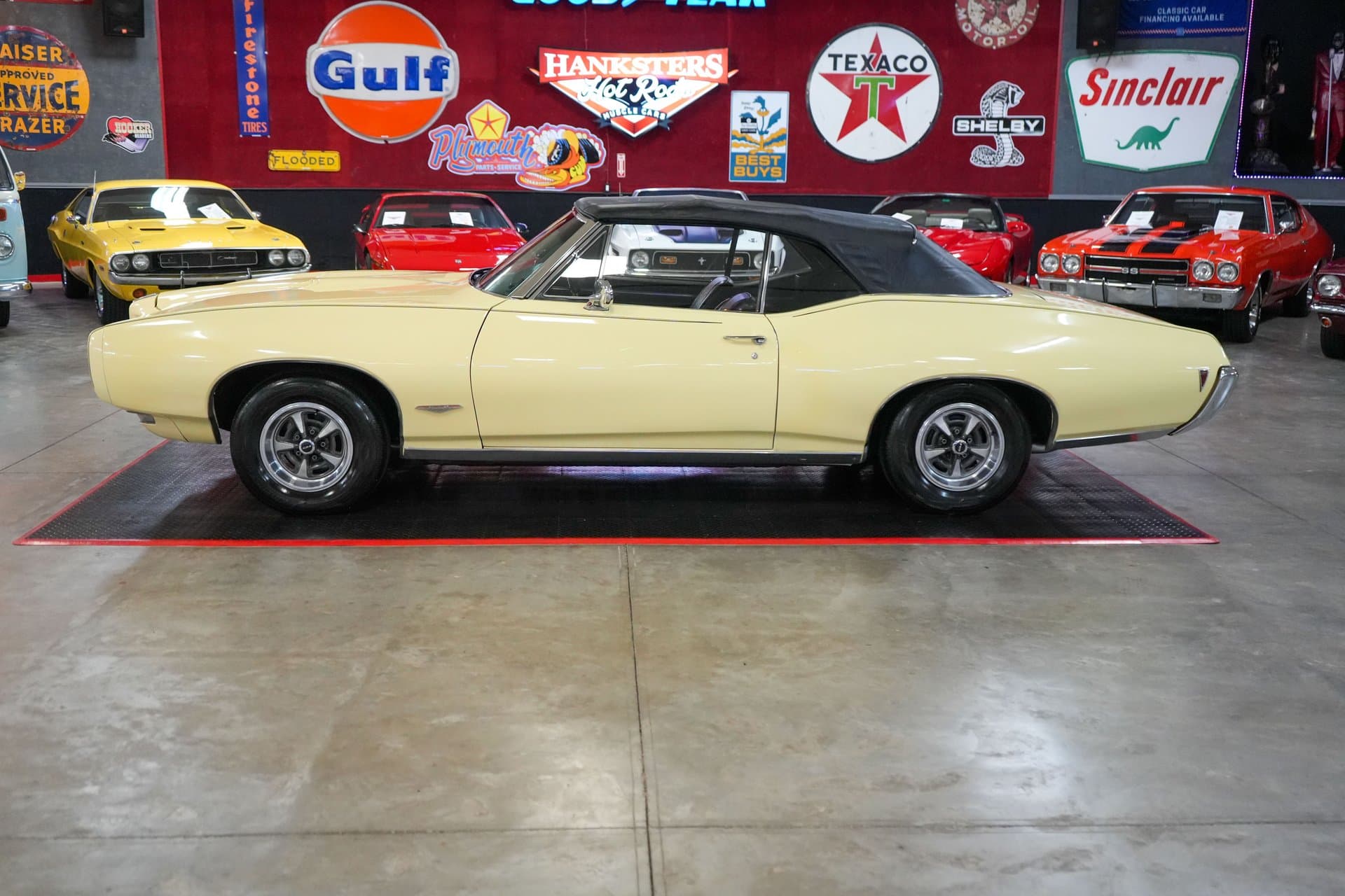 1968 Pontiac GTO Convertible thumbnail 4