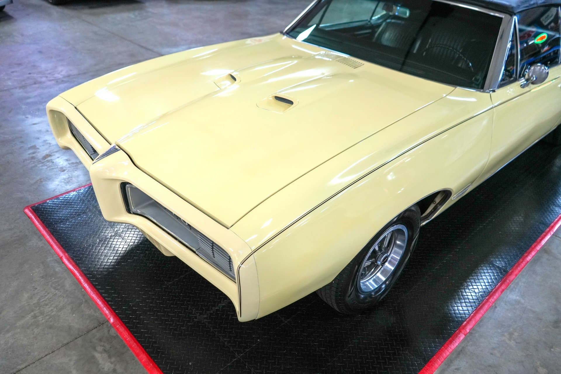 1968 Pontiac GTO Convertible thumbnail 12