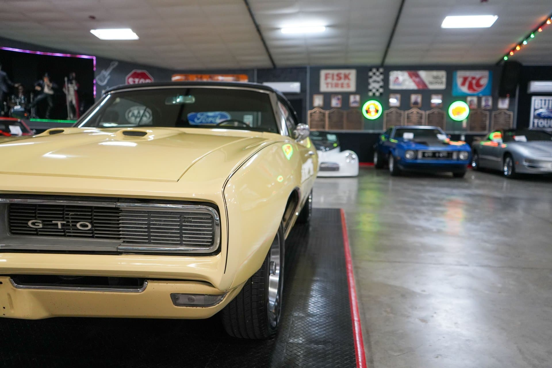1968 Pontiac GTO Convertible thumbnail 11