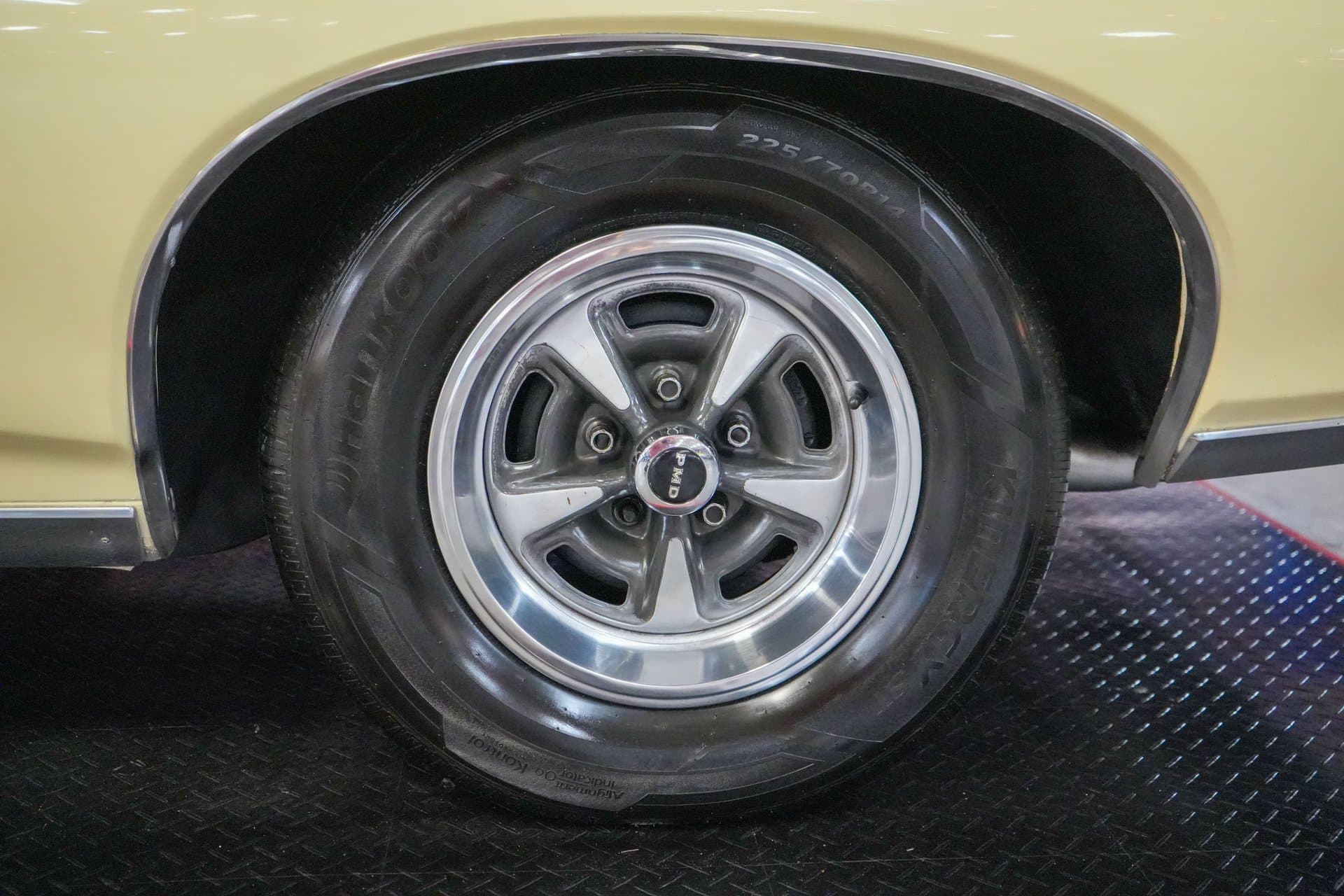 1968 Pontiac GTO Convertible thumbnail 19