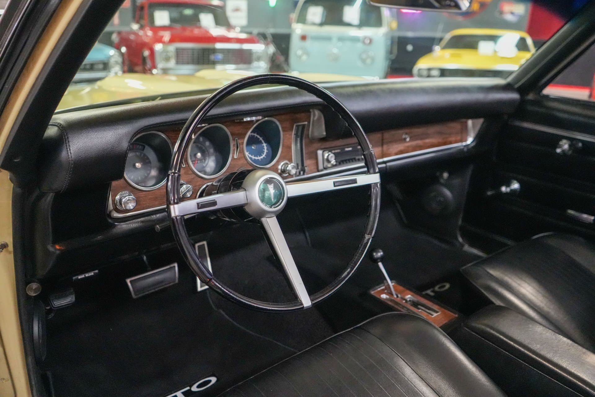 1968 Pontiac GTO Convertible thumbnail 21