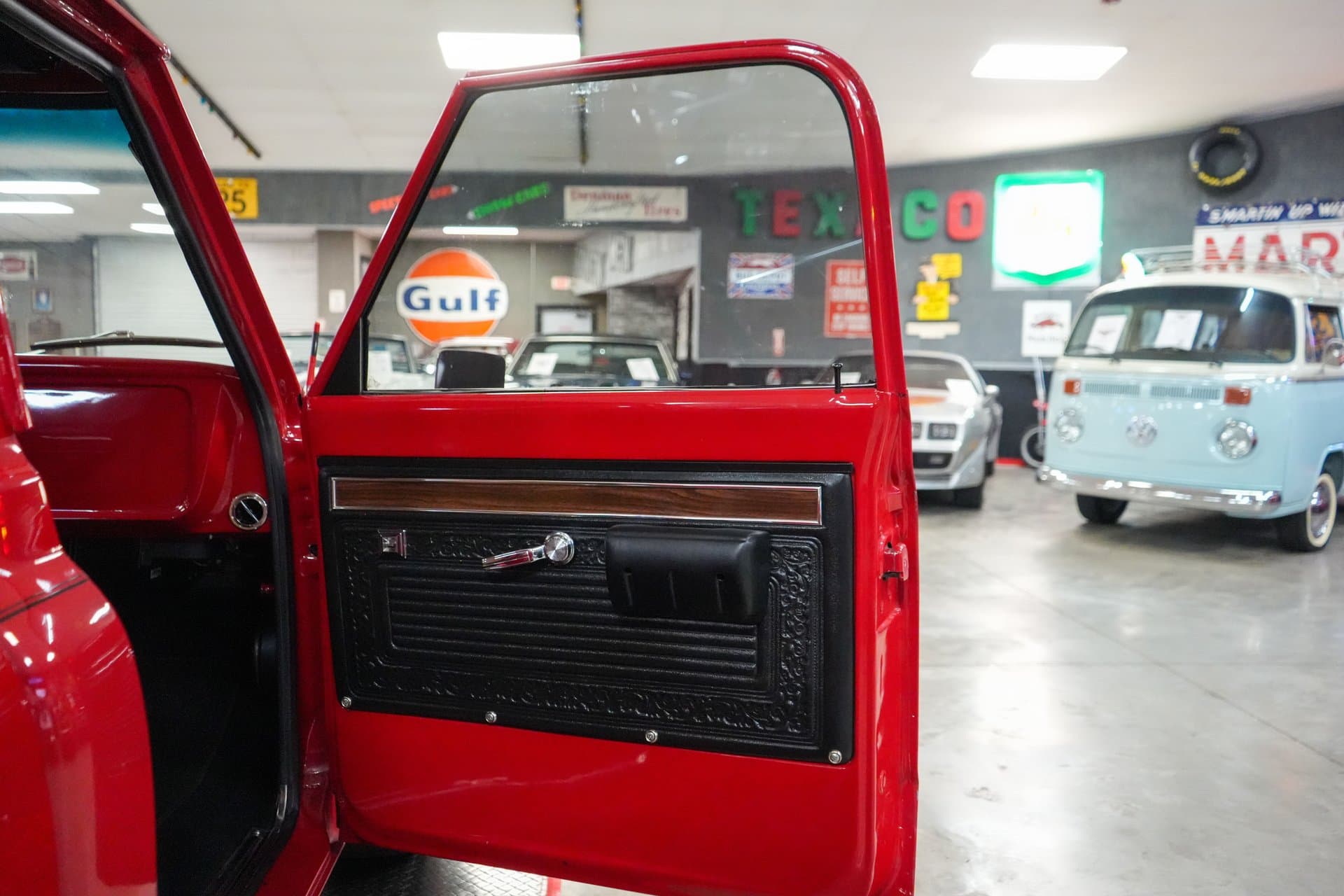 1971 Chevrolet C/10 Short Bed thumbnail 7