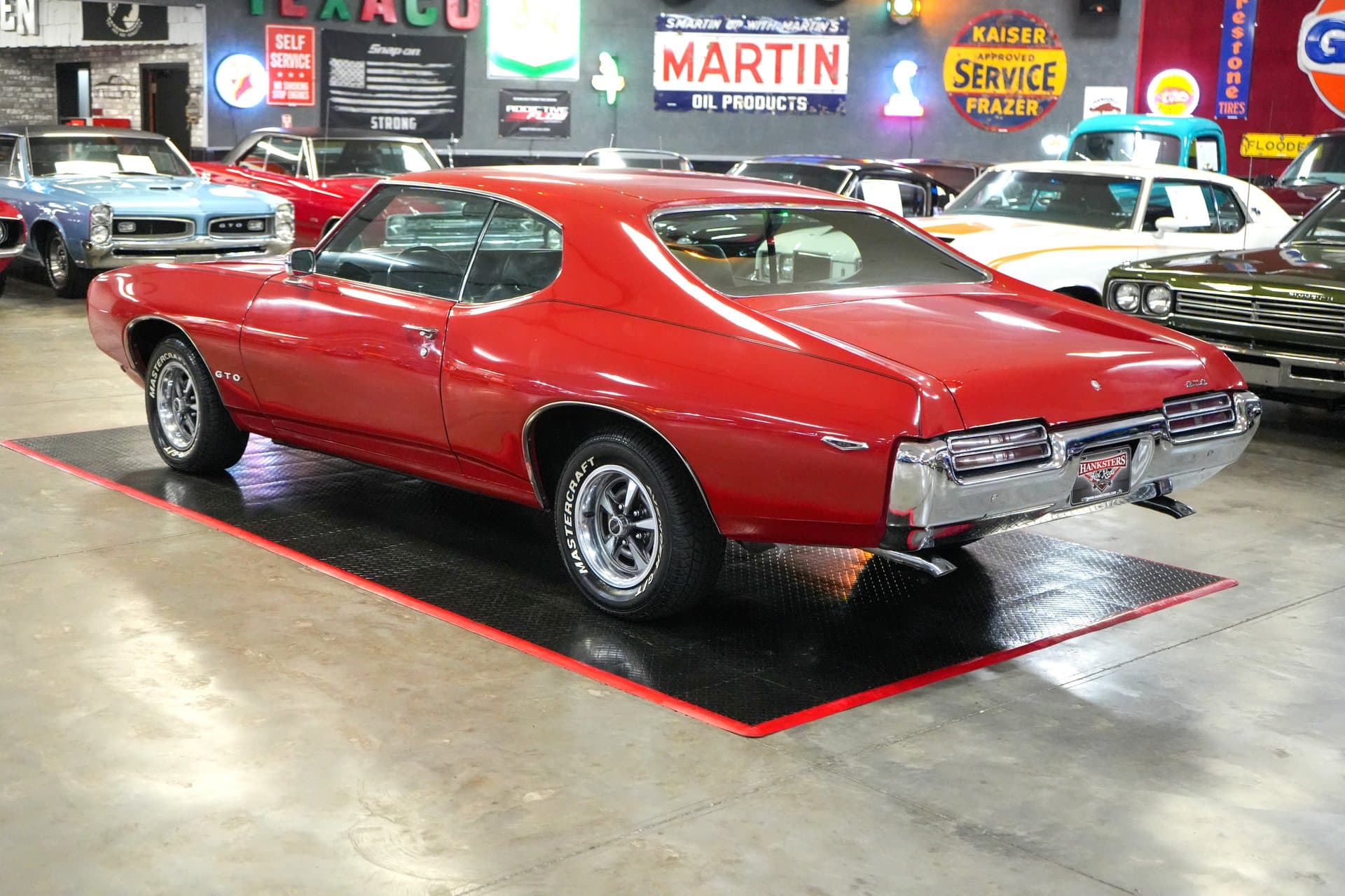 1969 Pontiac GTO — photo 2