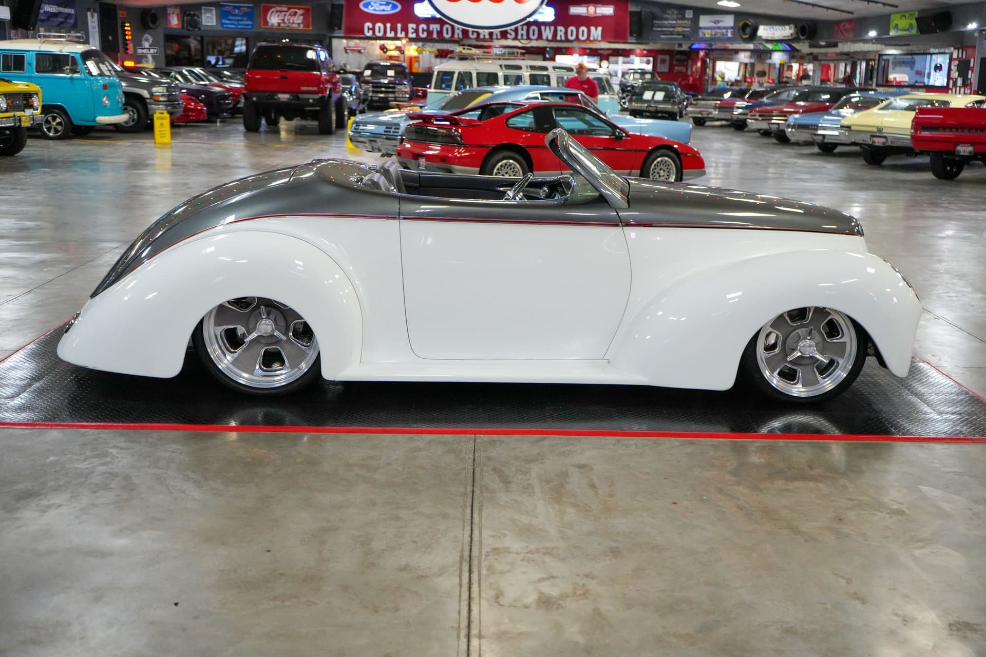 1941 Willys "Swoopster" Roadster thumbnail 3