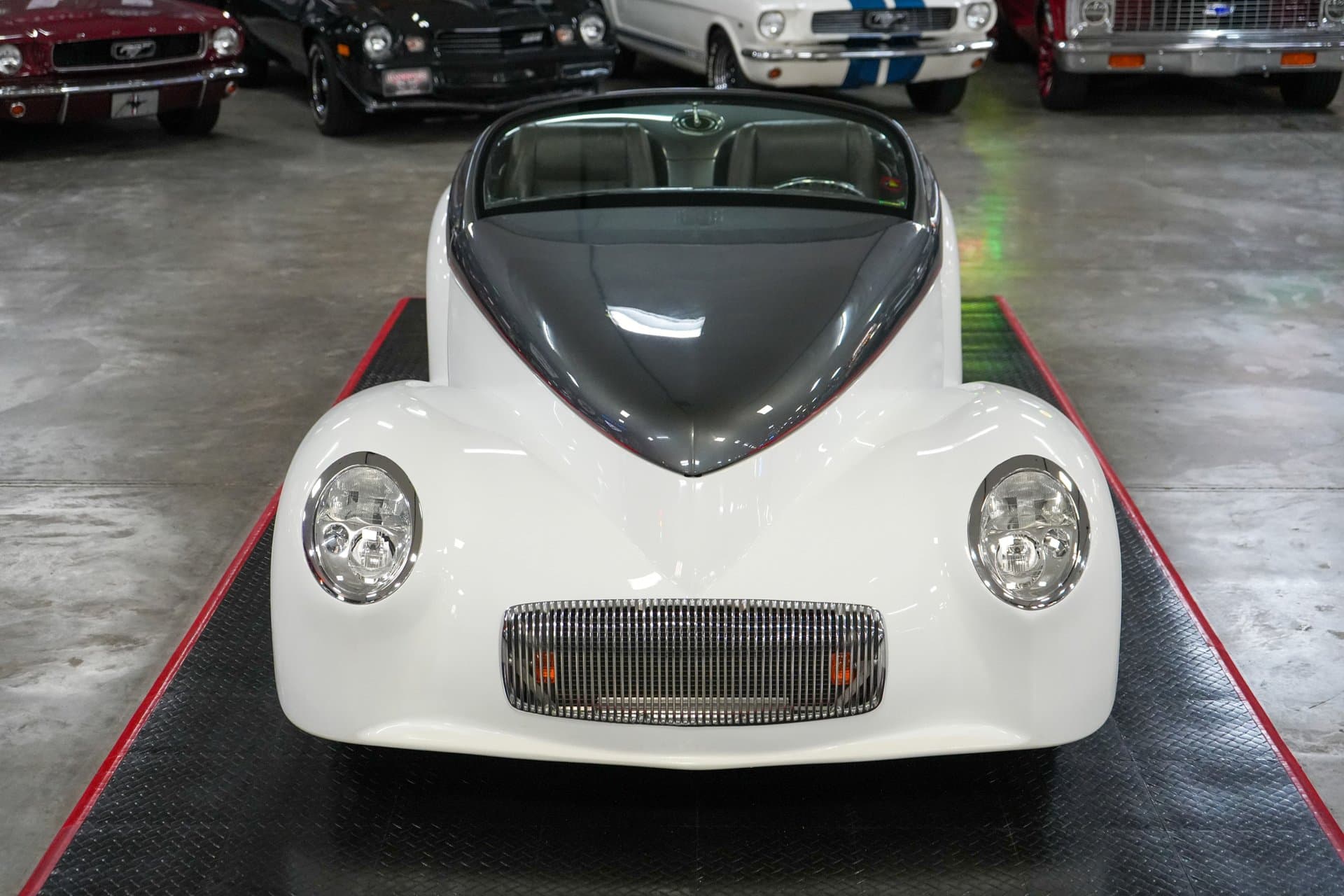 1941 Willys "Swoopster" Roadster thumbnail 9