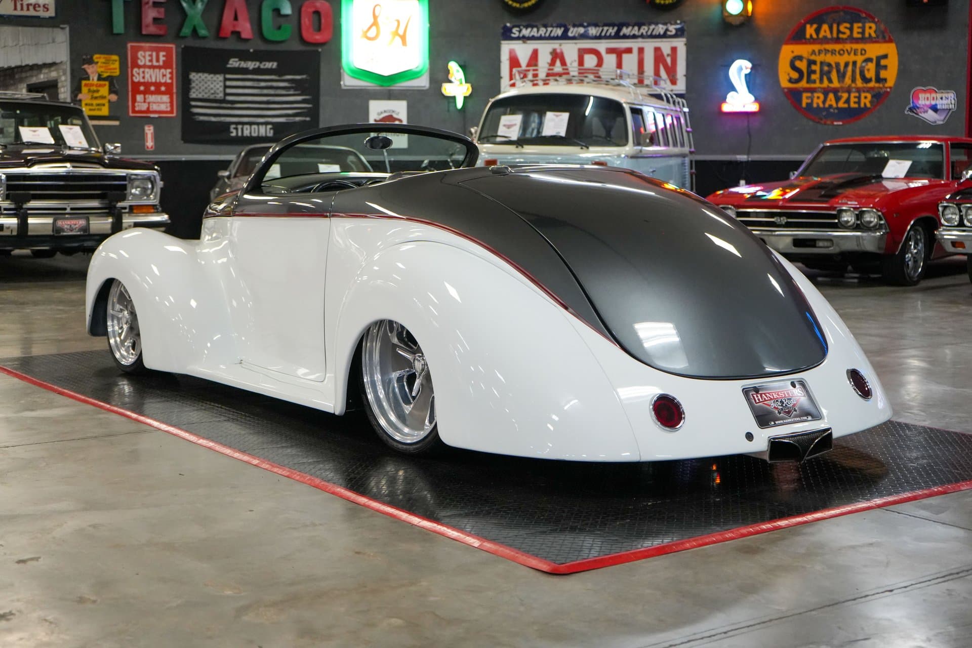 1941 Willys "Swoopster" Roadster thumbnail 10