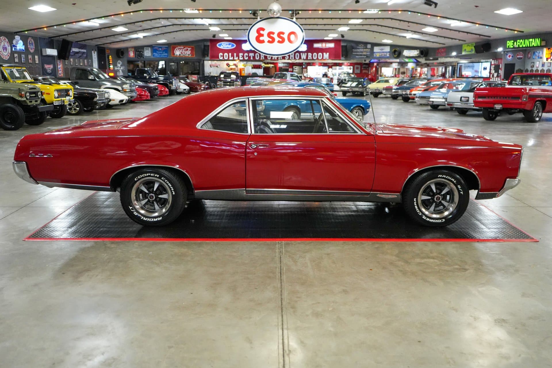 1967 Pontiac GTO thumbnail 3