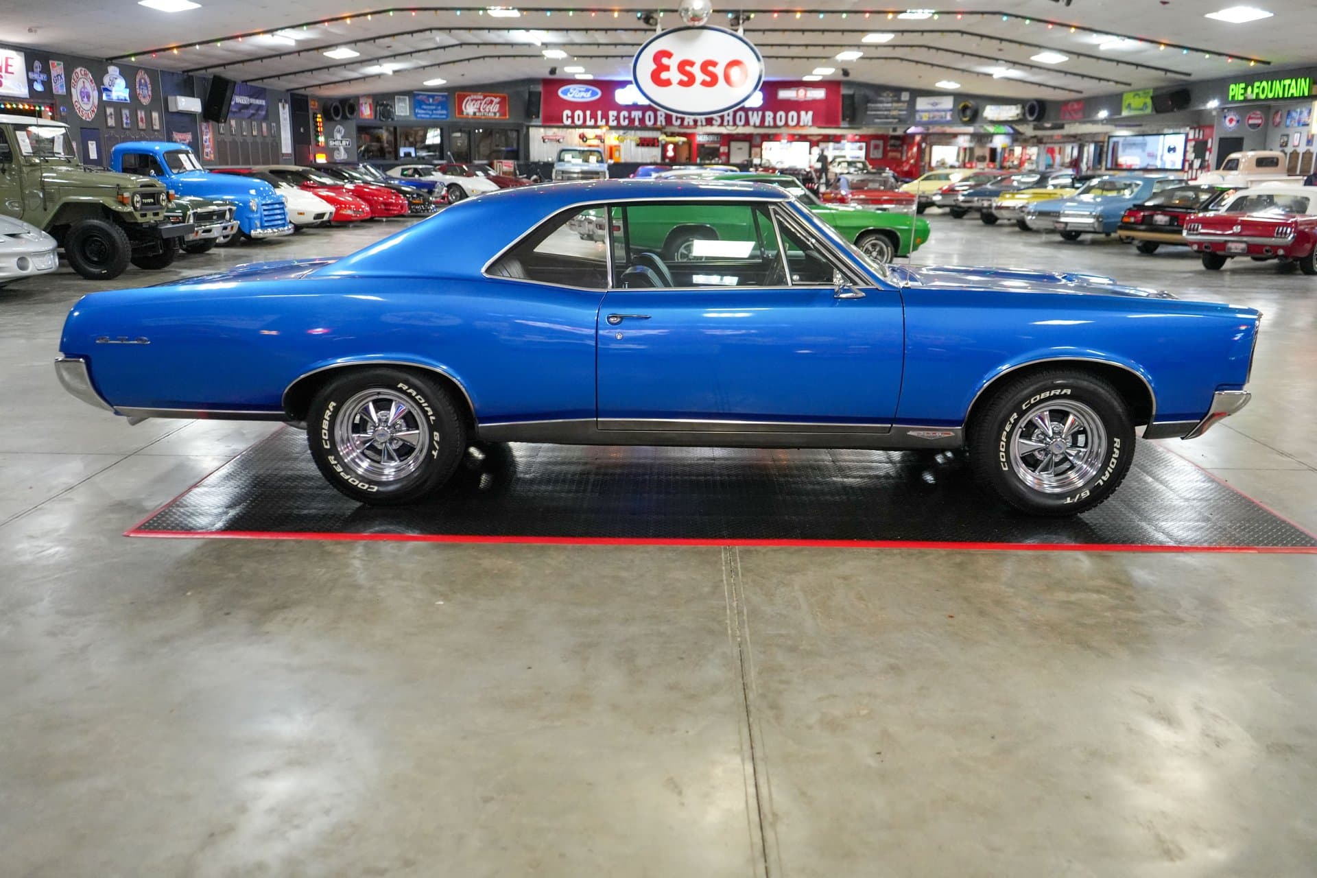 1967 Pontiac GTO thumbnail 3