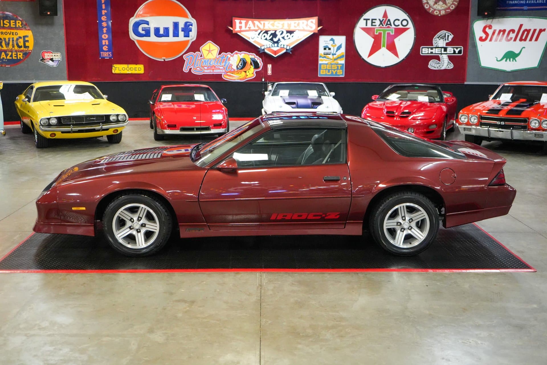 1988 Chevrolet Camaro IROC-Z thumbnail 4