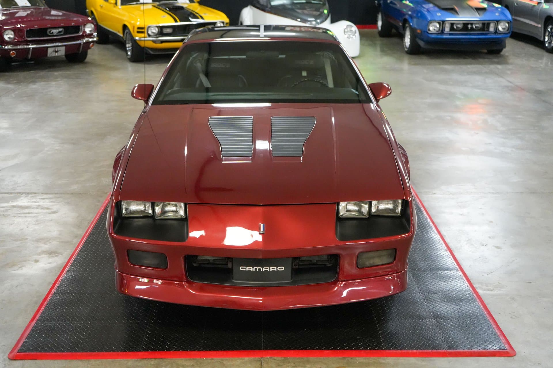 1988 Chevrolet Camaro IROC-Z thumbnail 6
