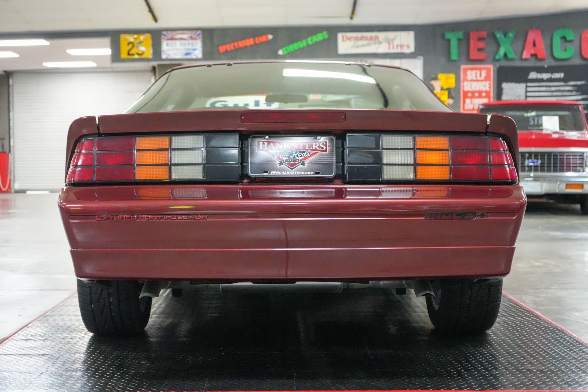 1988 Chevrolet Camaro IROC-Z thumbnail 7