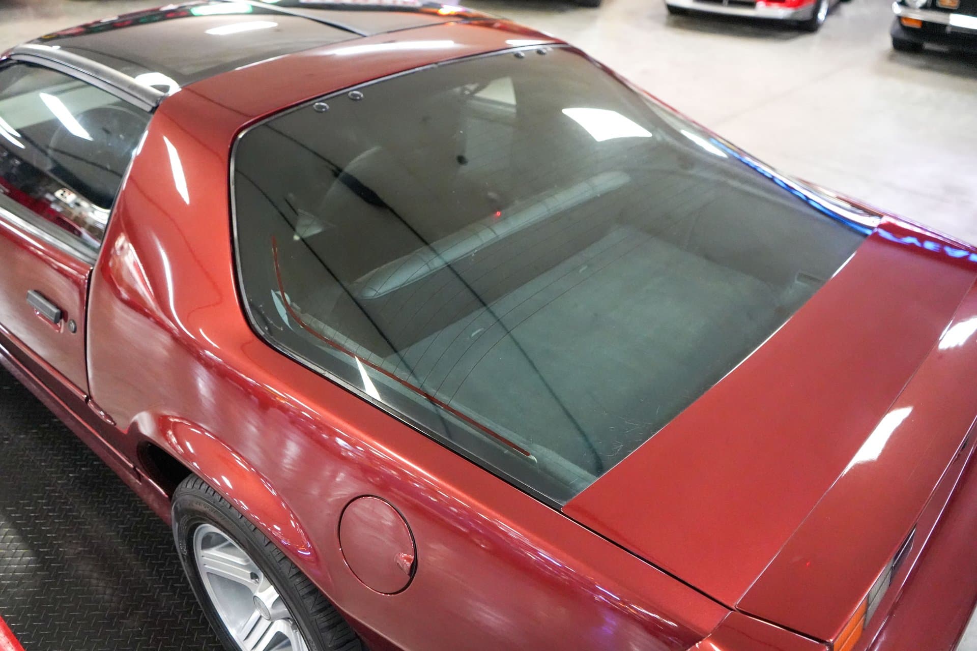 1988 Chevrolet Camaro IROC-Z thumbnail 20
