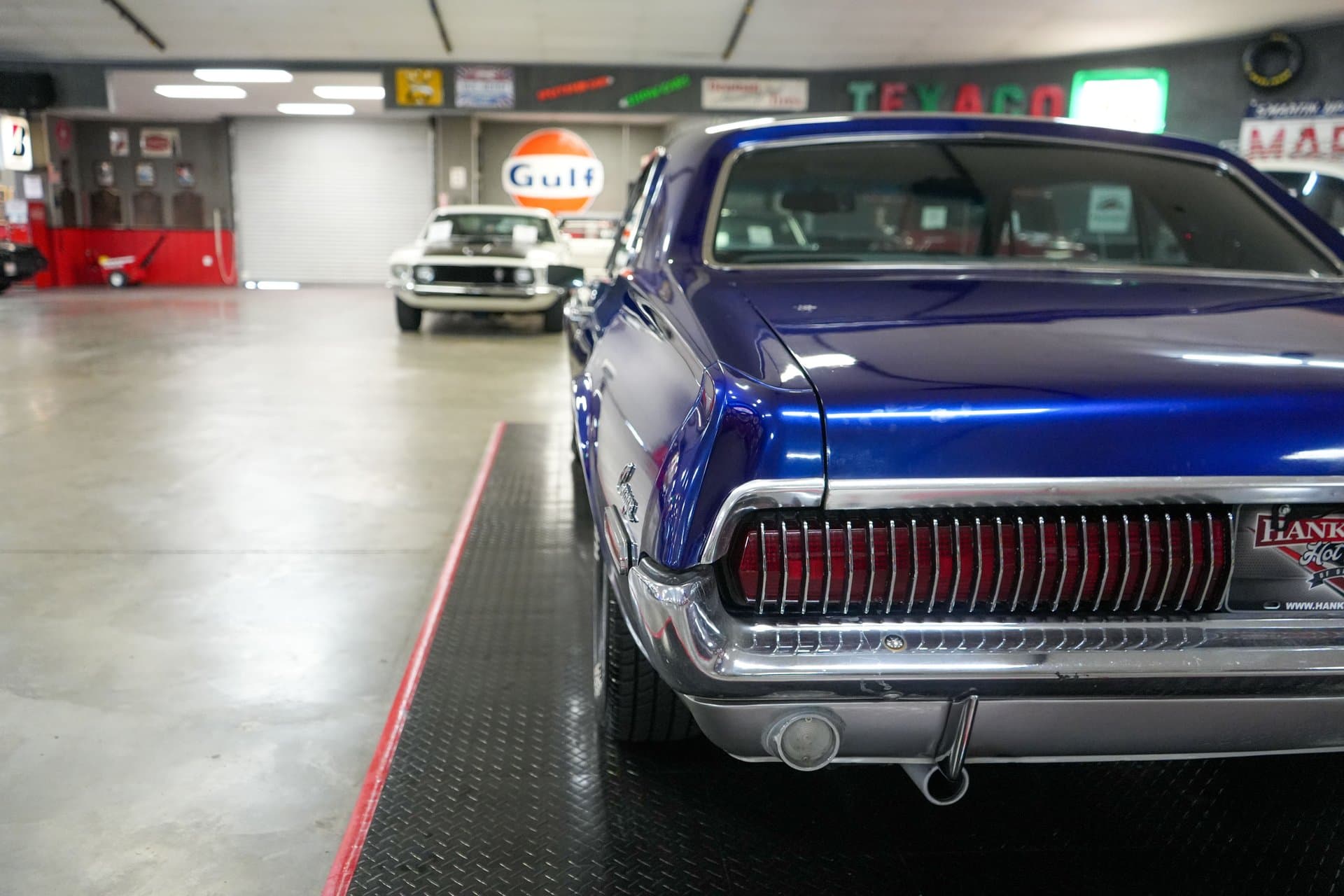 1968 Mercury Cougar XR-7 thumbnail 15