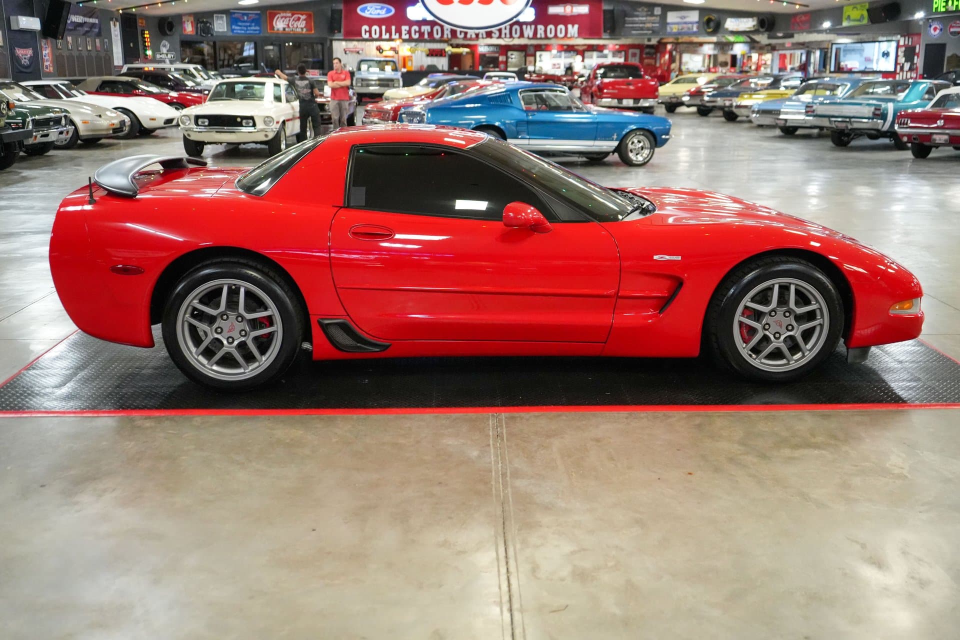 2003 Chevrolet Corvette Z06 thumbnail 3