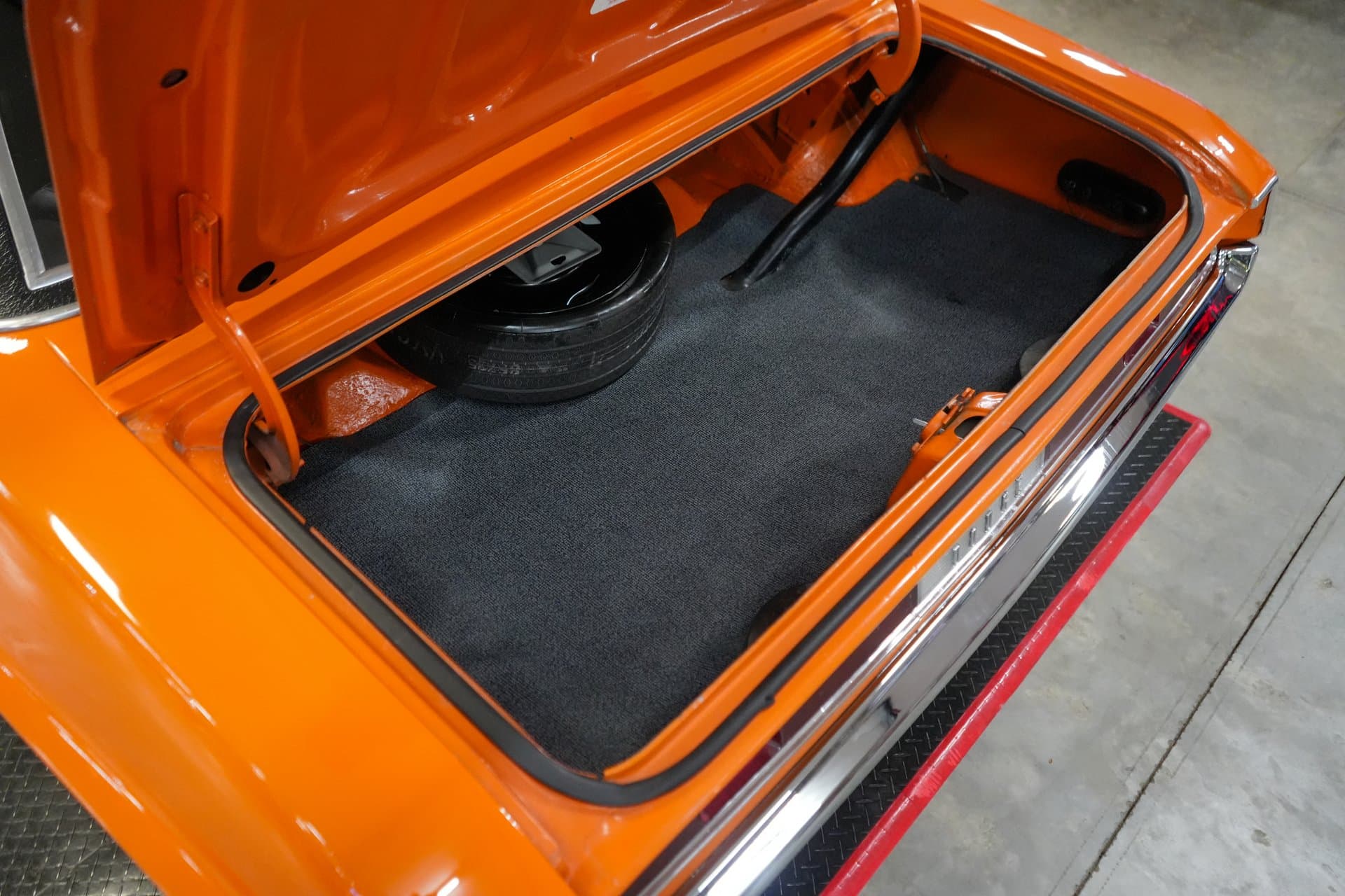 1970 Dodge Challenger R/T thumbnail 28