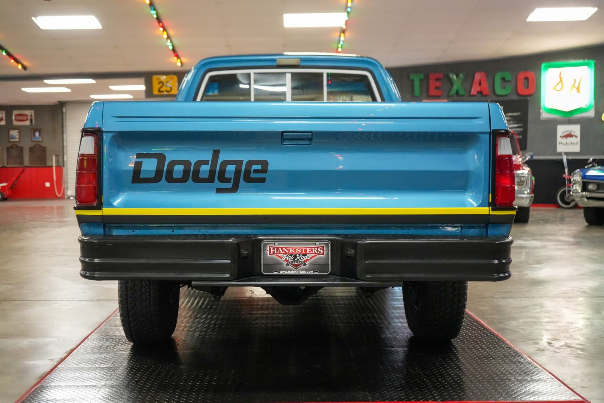 1975 Dodge W100 Power Wagon 4x4 thumbnail 8