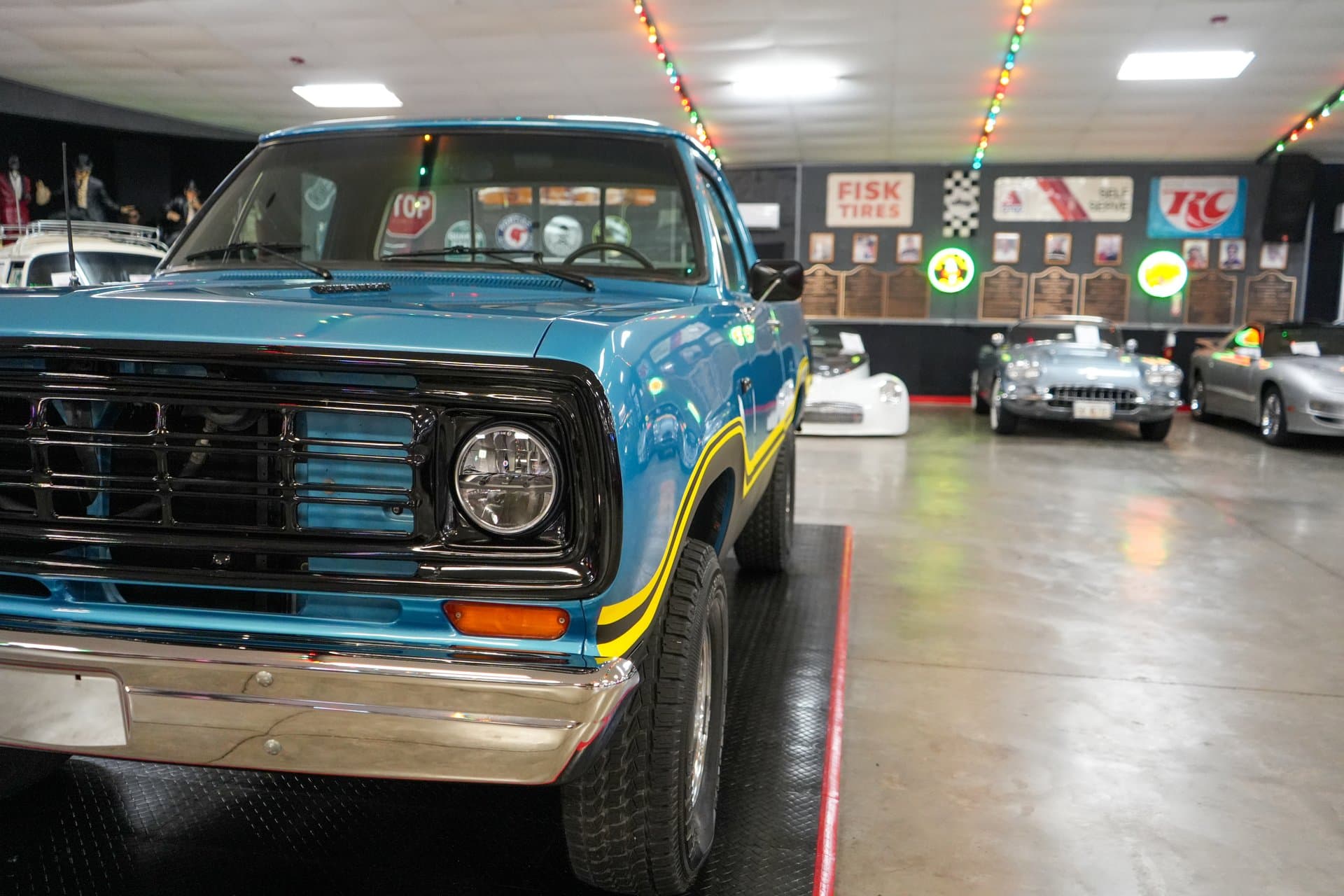 1975 Dodge W100 Power Wagon 4x4 thumbnail 10