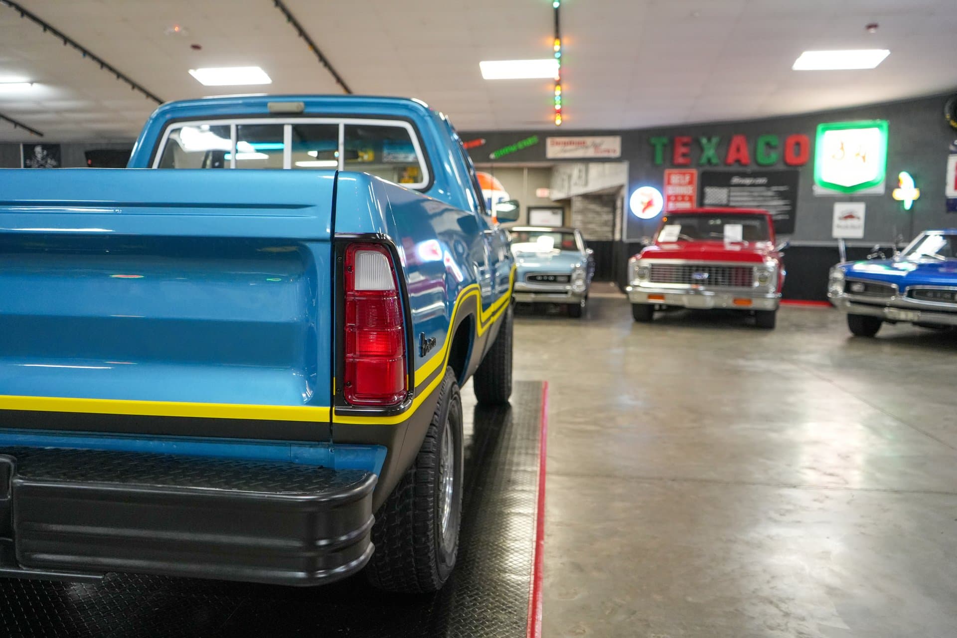 1975 Dodge W100 Power Wagon 4x4 thumbnail 15