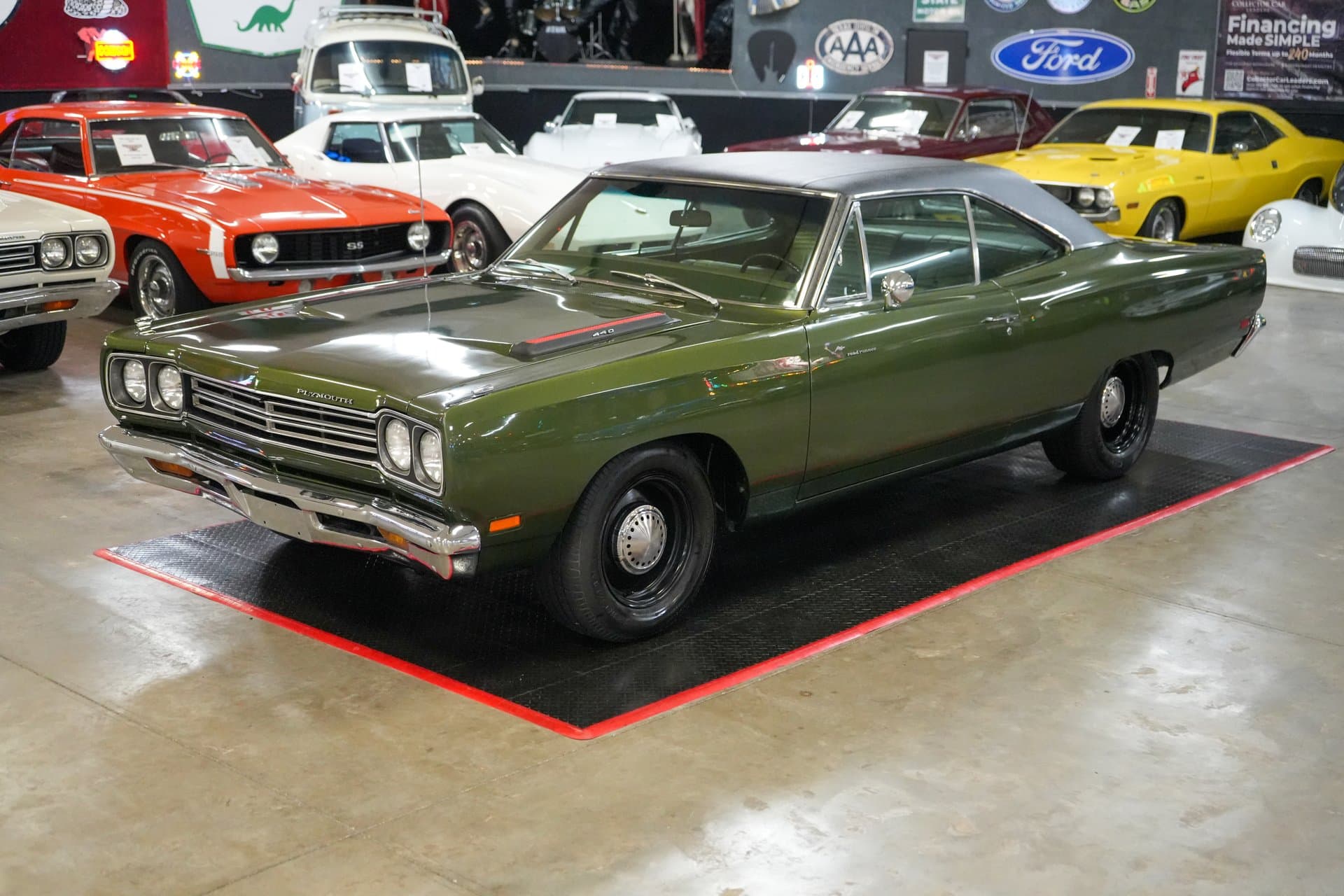 1969 Plymouth Roadrunner thumbnail 4