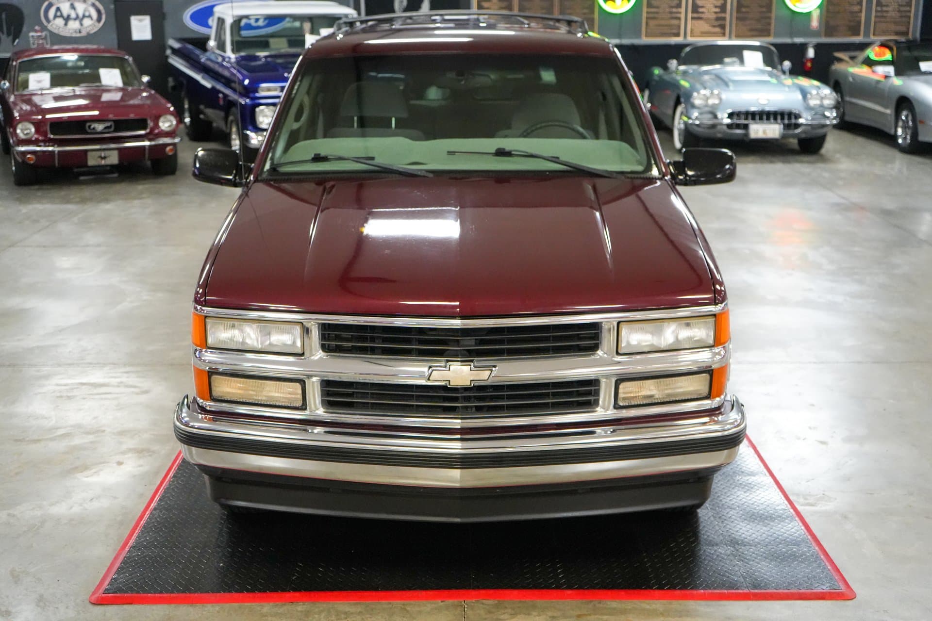 1998 Chevrolet Tahoe thumbnail 6