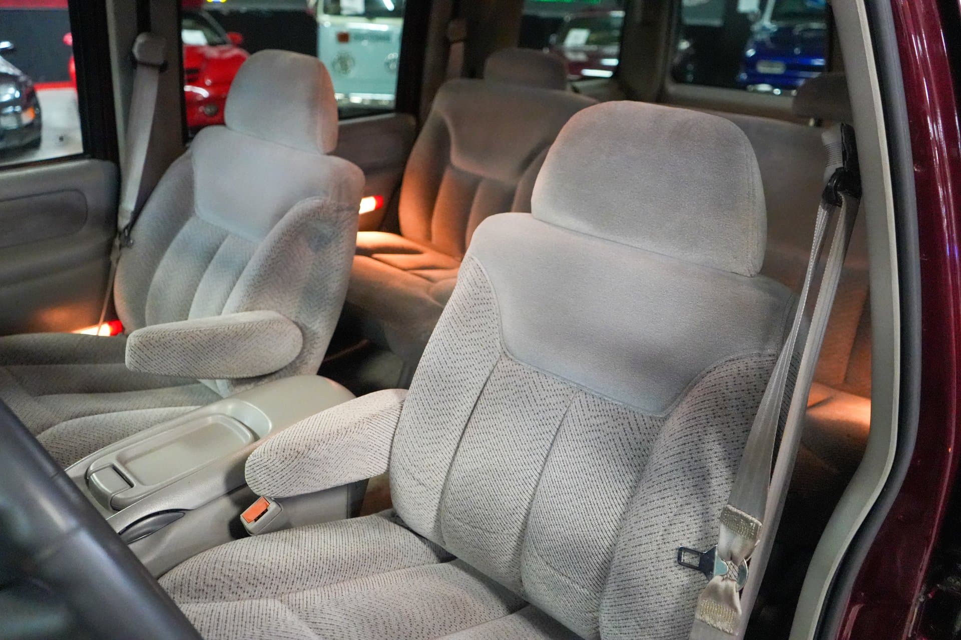 1998 Chevrolet Tahoe thumbnail 19