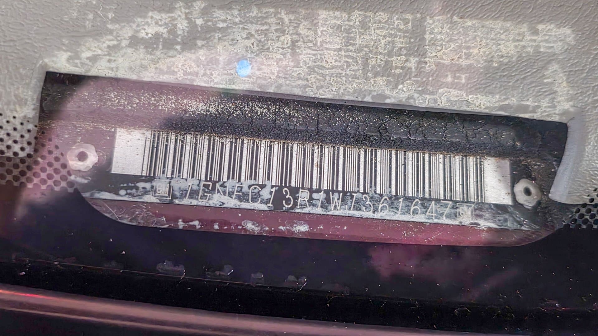 1998 Chevrolet Tahoe thumbnail 28