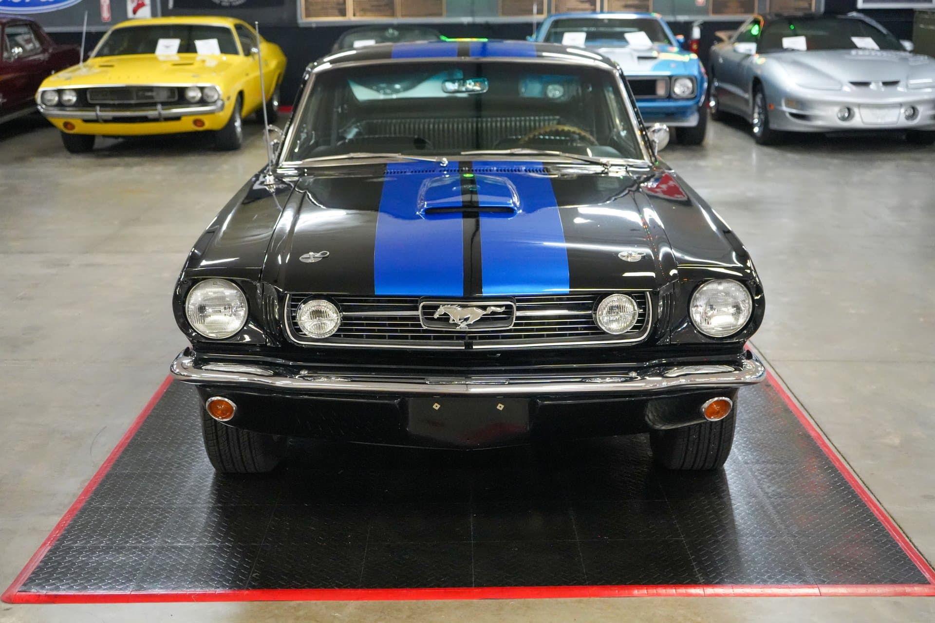 1966 Ford Mustang Fastback thumbnail 4