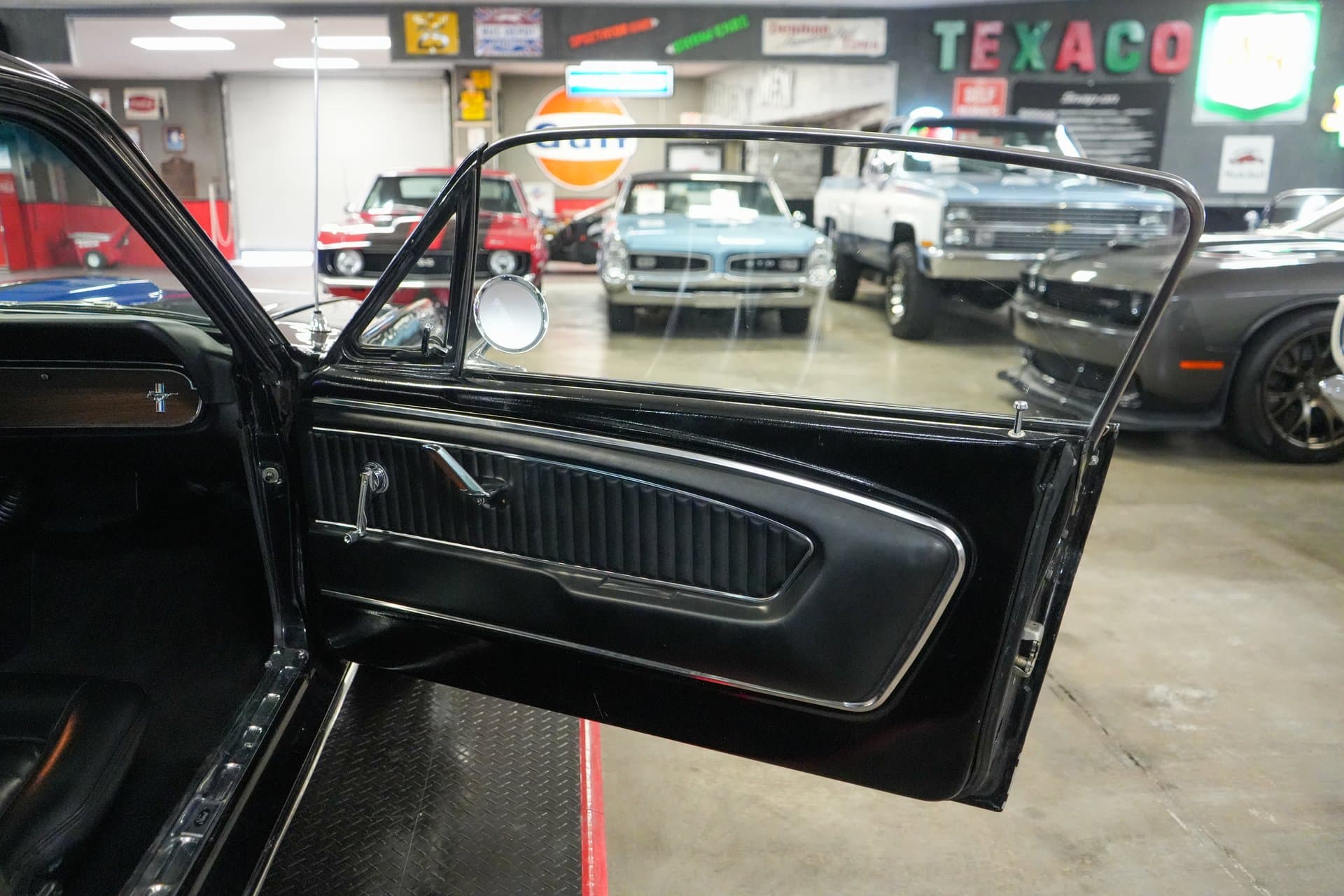 1966 Ford Mustang Fastback thumbnail 23