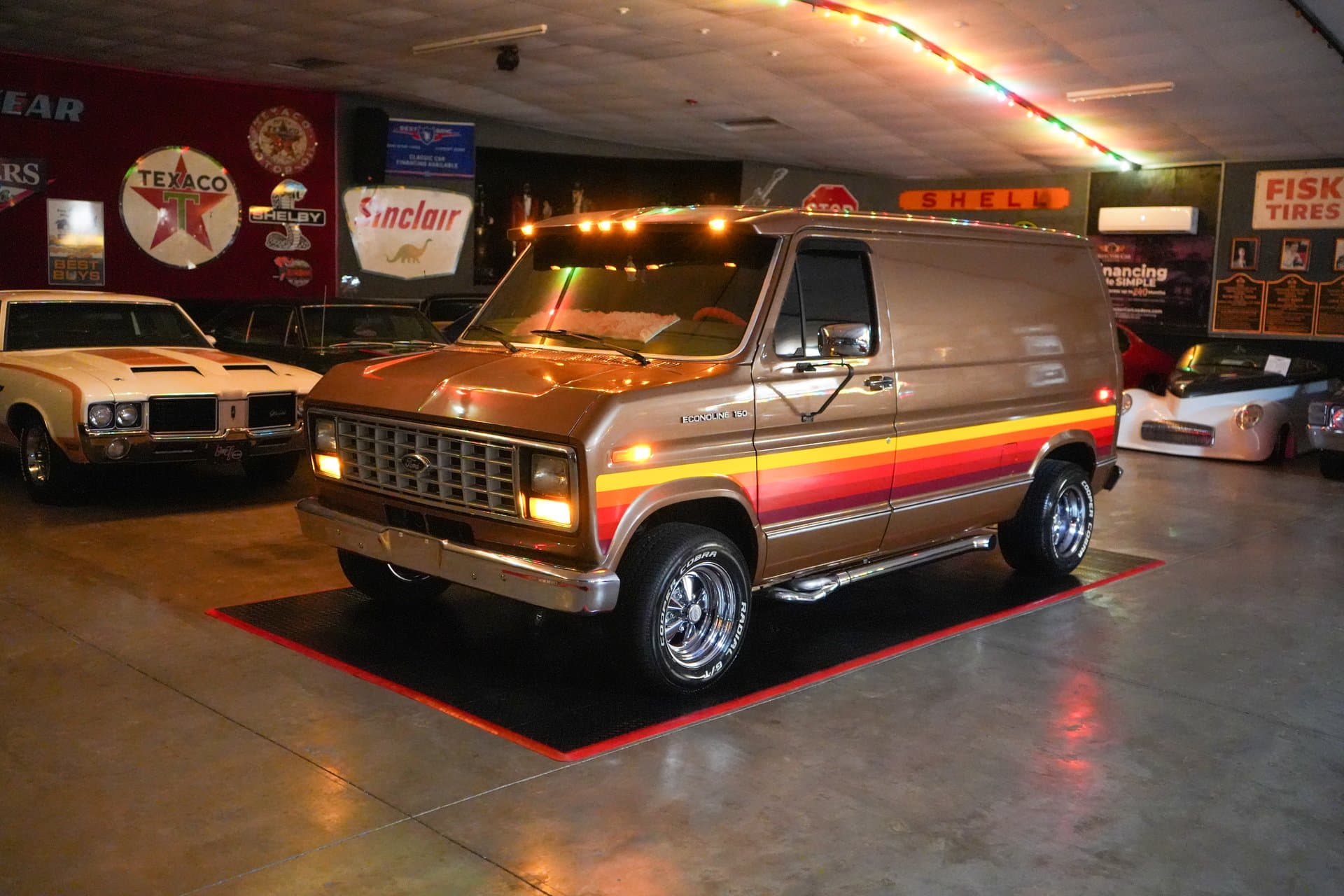 1989 Ford Econoline 150 thumbnail 8