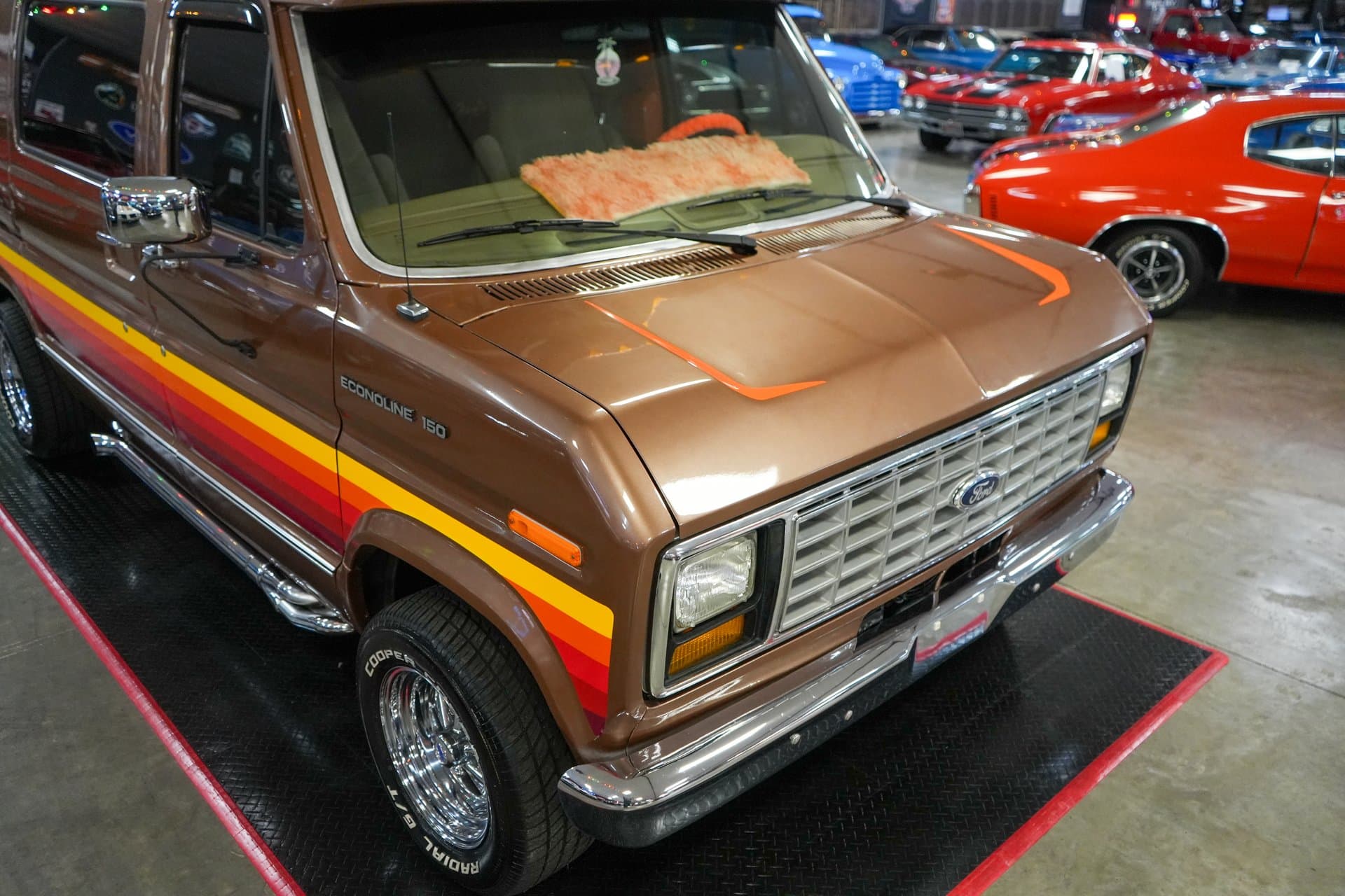 1989 Ford Econoline 150 thumbnail 11
