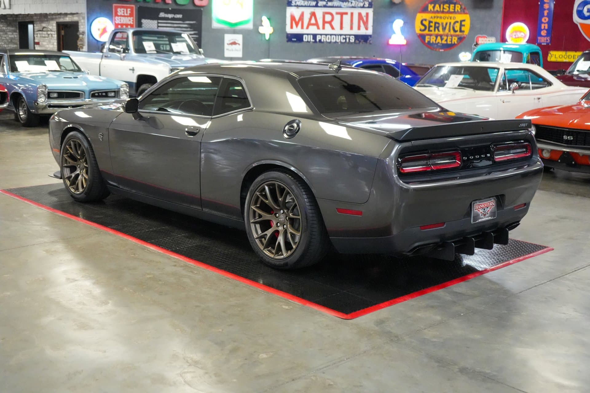 2015 Dodge Challenger SRT Hellcat — photo 2