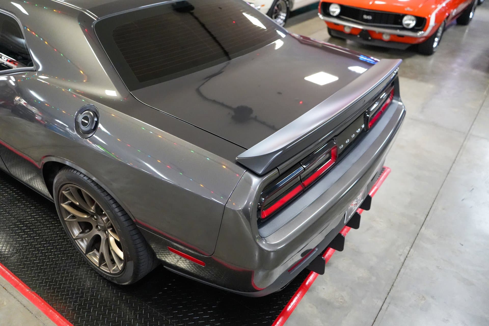 2015 Dodge Challenger SRT Hellcat thumbnail 14